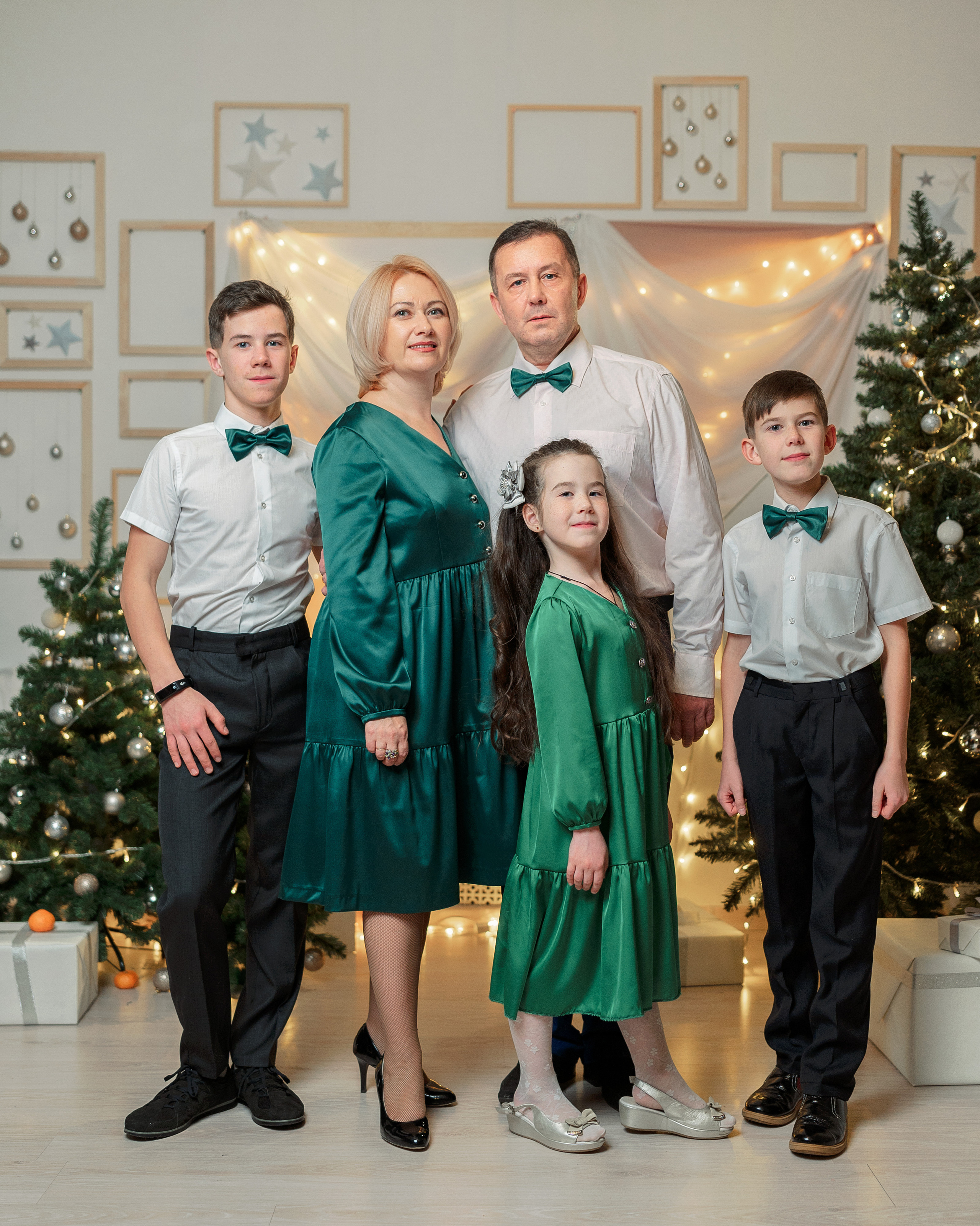 Семья Аржанниковых и Александриных. Семейный, свадебный, школьный фотограф в Железногорске Целуев Андрей