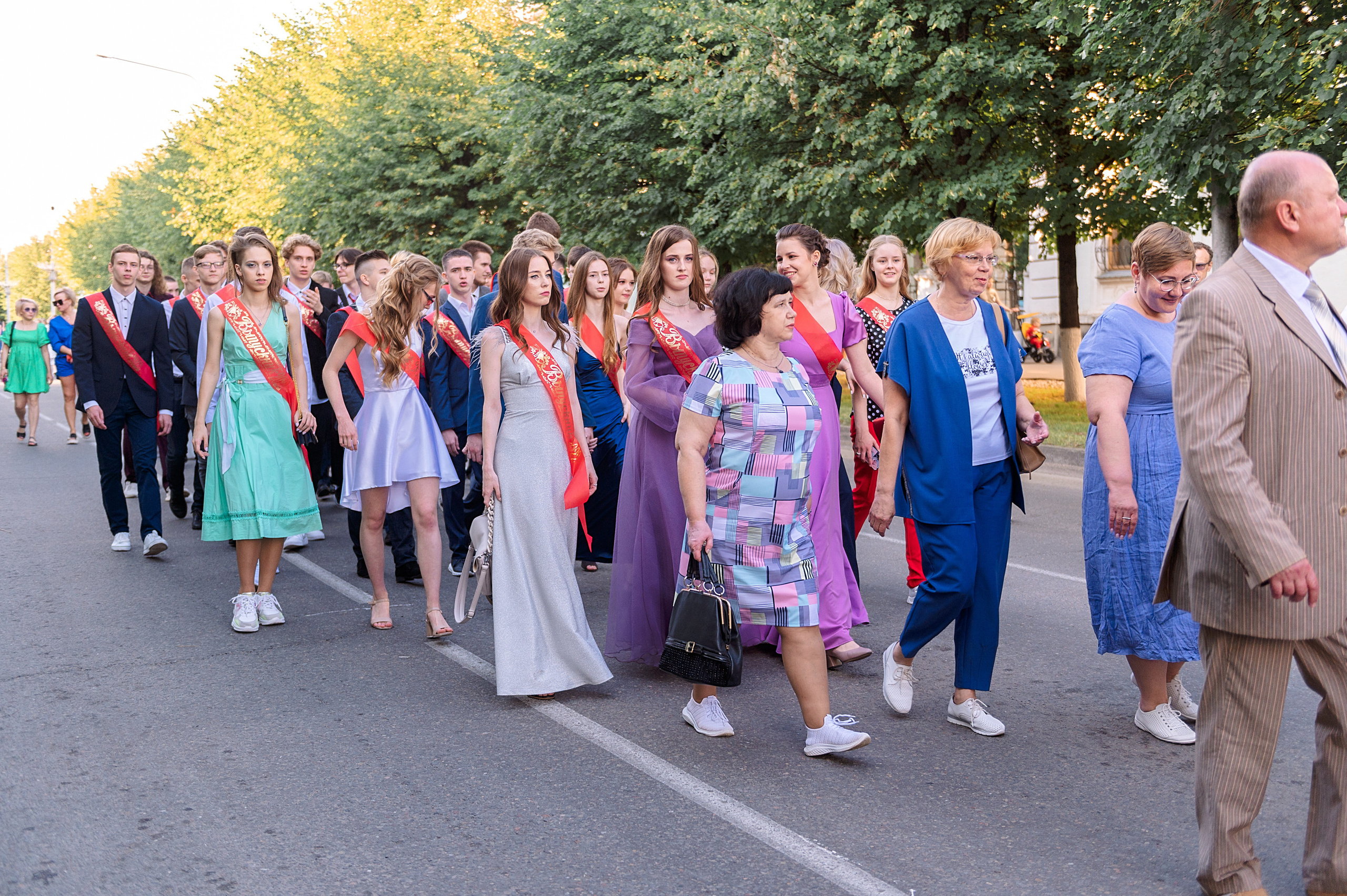 ВЫПУСКНОЙ 11А шк106. Семейный, свадебный, школьный фотограф в Железногорске Целуев Андрей