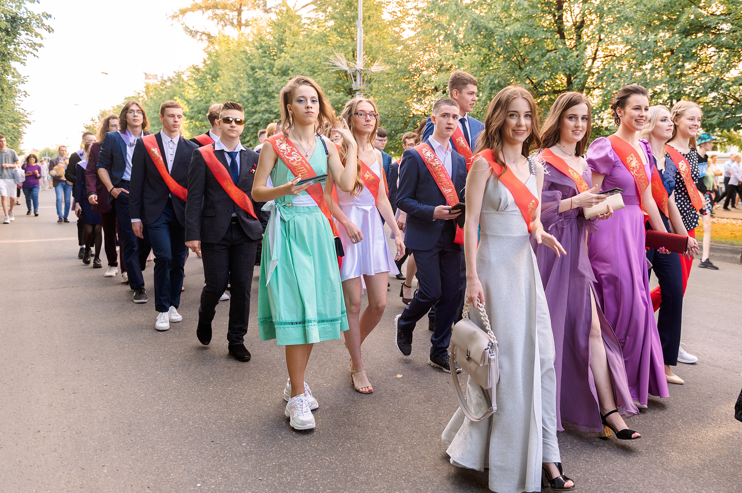 ВЫПУСКНОЙ 11А шк106. Семейный, свадебный, школьный фотограф в Железногорске Целуев Андрей