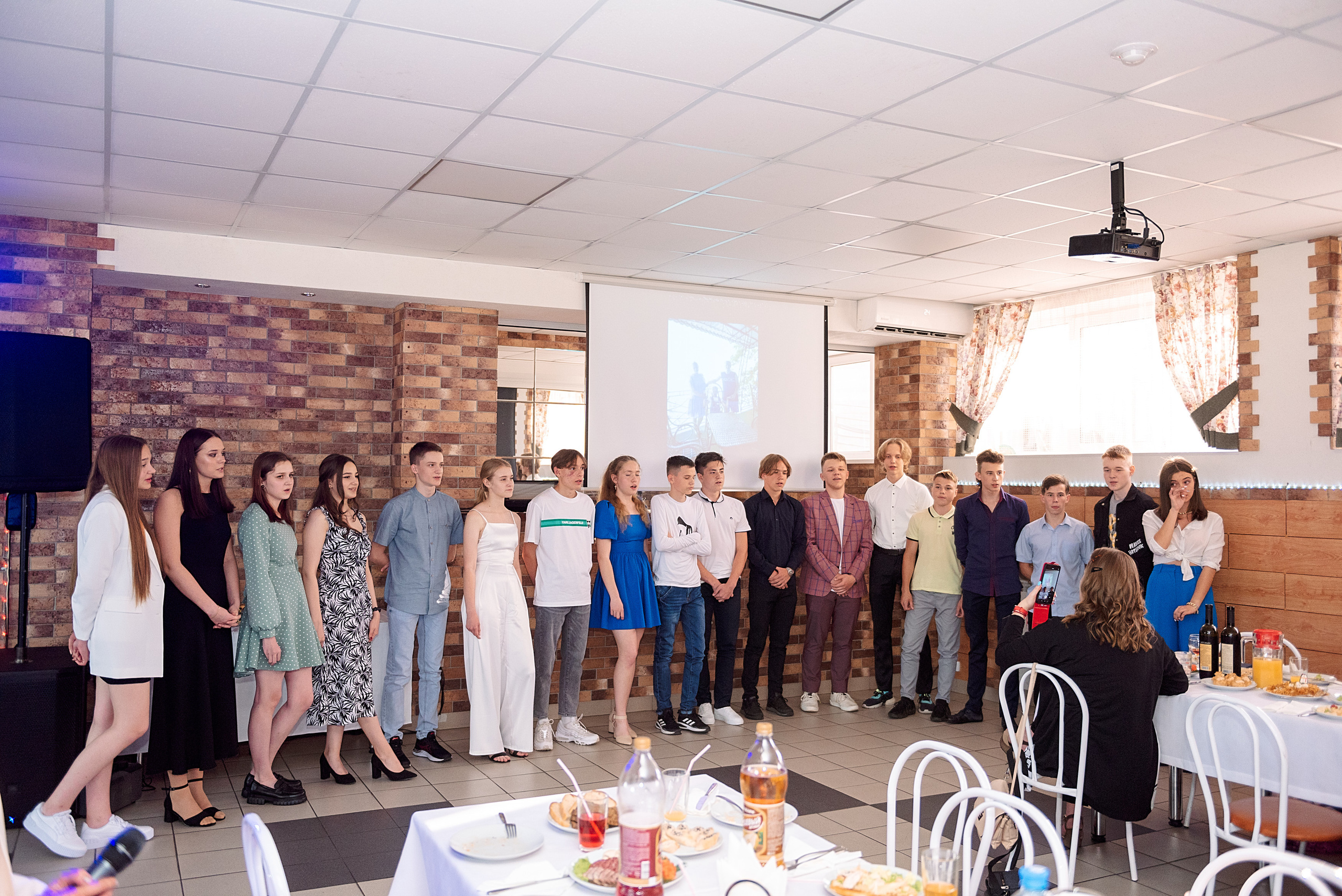 ВЫПУСКНОЙ 9кл. шк.106. Семейный, свадебный, школьный фотограф в Железногорске Целуев Андрей