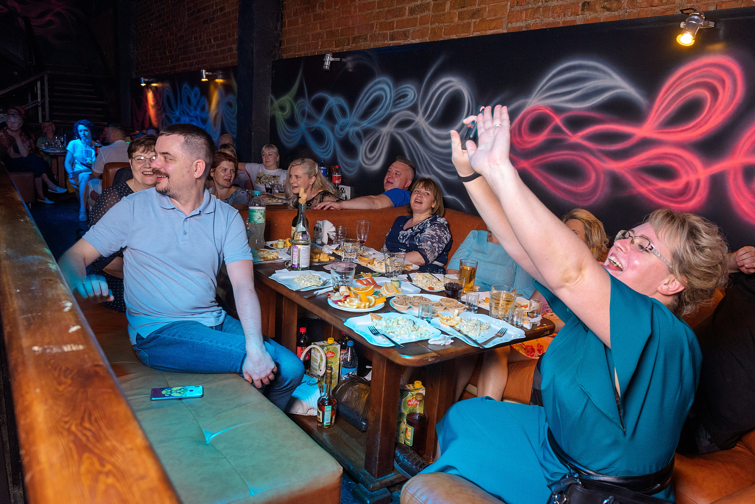 ВЫПУСКНОЙ 11А шк106. Семейный, свадебный, школьный фотограф в Железногорске Целуев Андрей