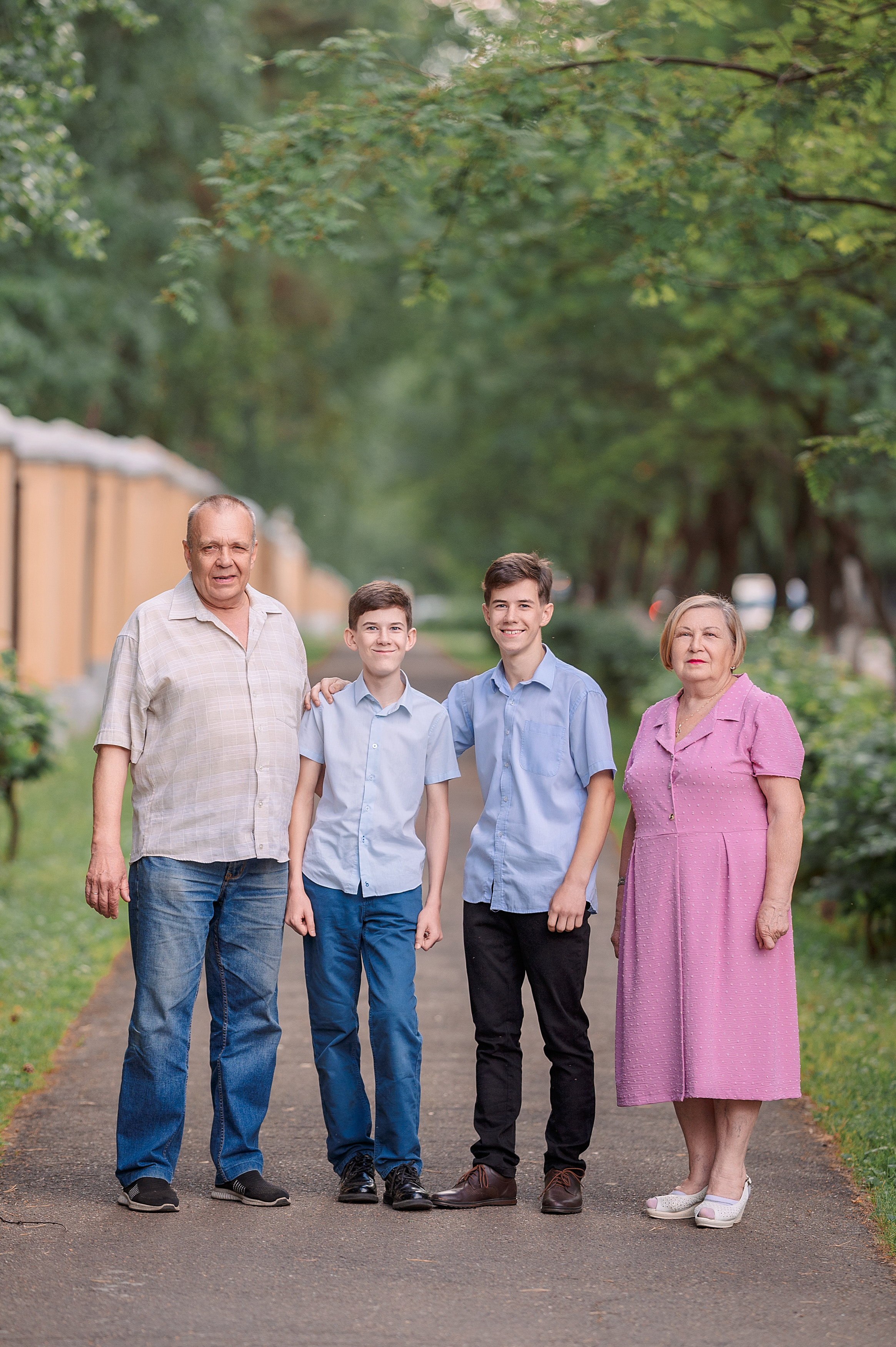 ВЫПУСКНОЙ 9кл. шк.106. Семейный, свадебный, школьный фотограф в Железногорске Целуев Андрей