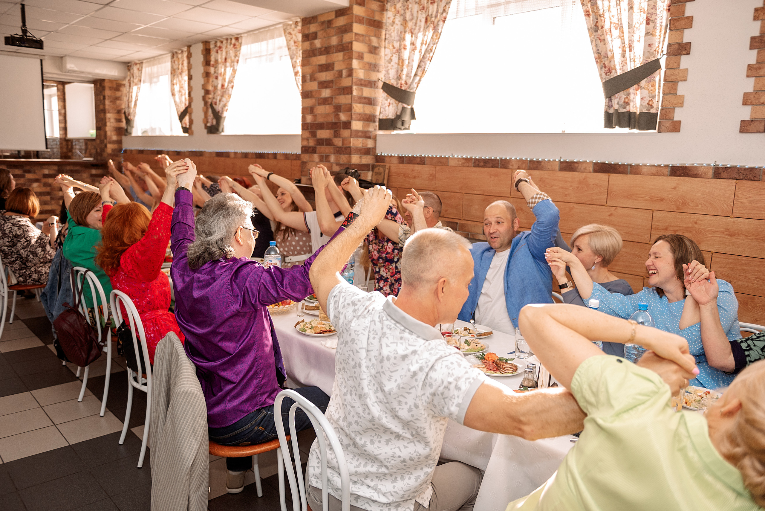 ВЫПУСКНОЙ 9кл. шк.106. Семейный, свадебный, школьный фотограф в Железногорске Целуев Андрей