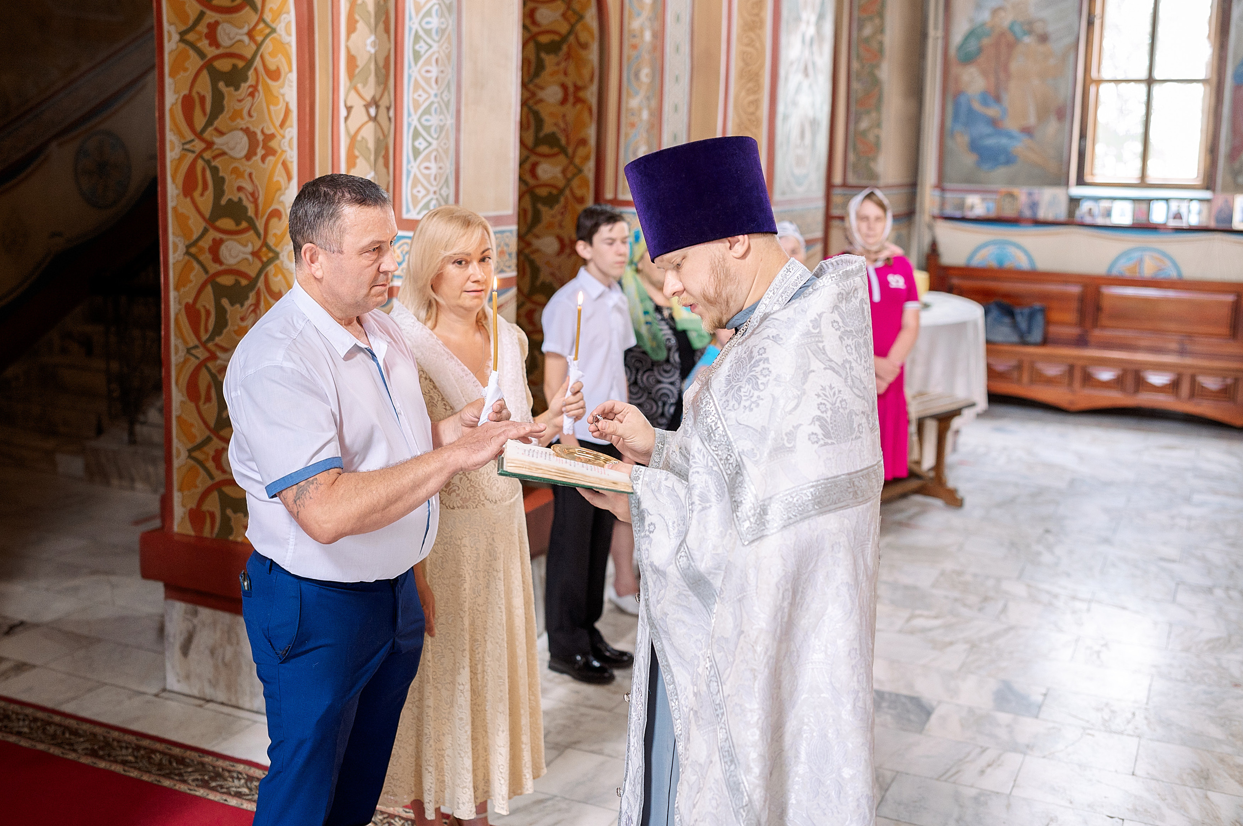 Венчание Вячеслав и Ирина. Семейный, свадебный, школьный фотограф в Железногорске Целуев Андрей