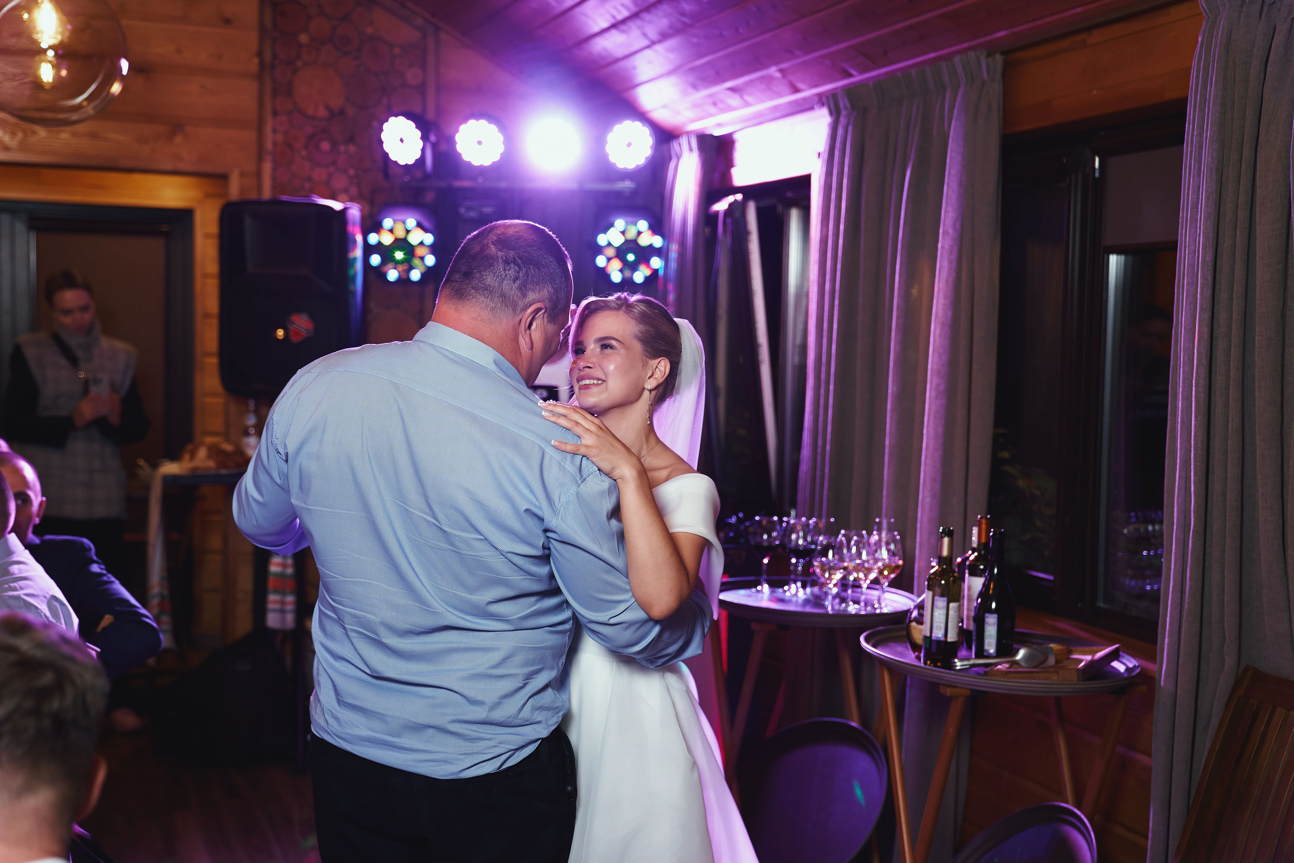 Свадьба Николая и Ирины в Золотом сазане, большая беседка