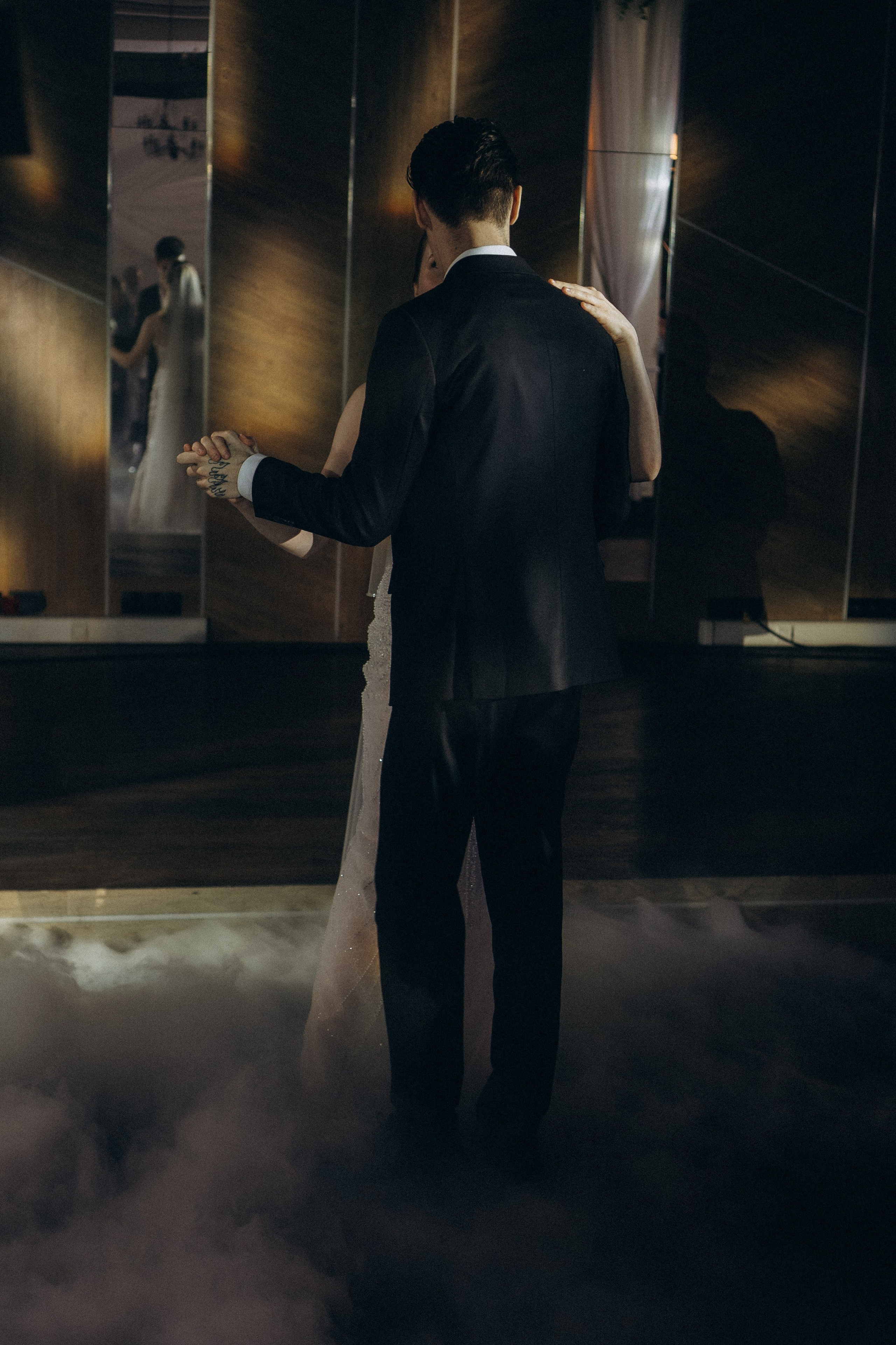 СВАДЕБНАЯ СЬЕМКА СБОРОВ В ОТЕЛЕ И ВЫЕЗД НА ЦЕРЕМОНИЮ (СНЯТО В СИБИРЕ В НИЖНЕВАРТОВСКЕ). Профессиональный фотограф, Санкт-Петербург — Виктория Богомолова