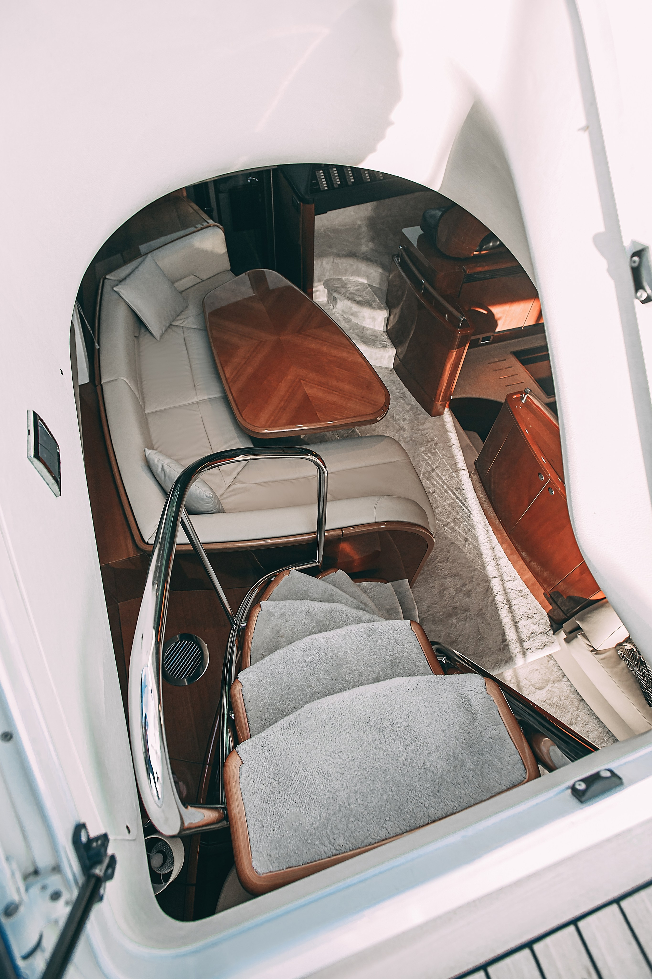 Яхта Princess 57 Esperanza. SPB Rent Boats|аренда катеров и теплоходов