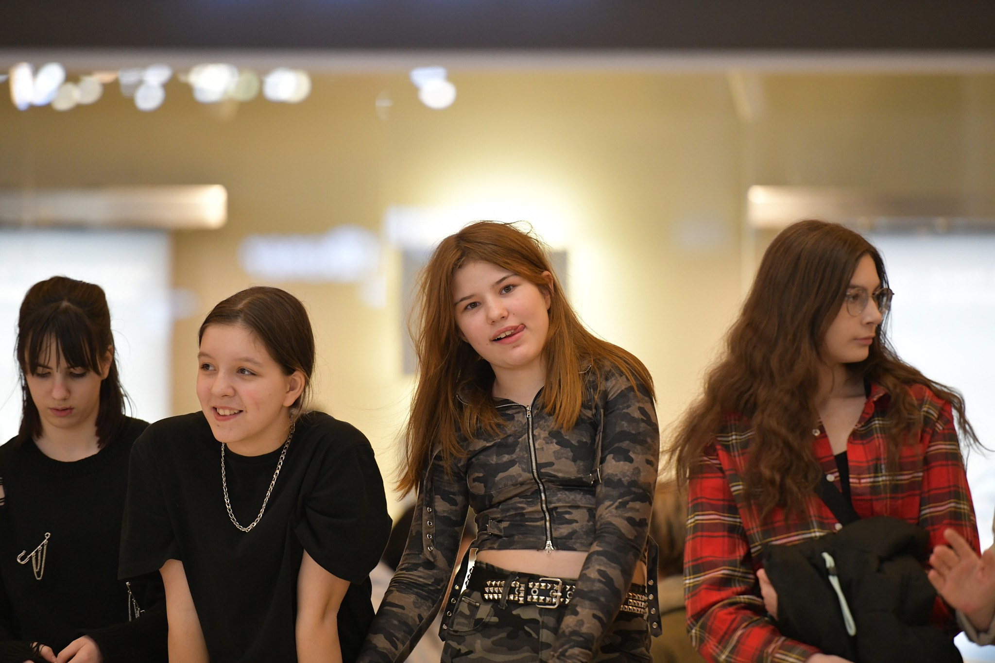 IX Хитовые танцы в ТРЦ «Сургут Сити Молл». Студия по производству фото и видеоконтента «АППЕРТУРА»