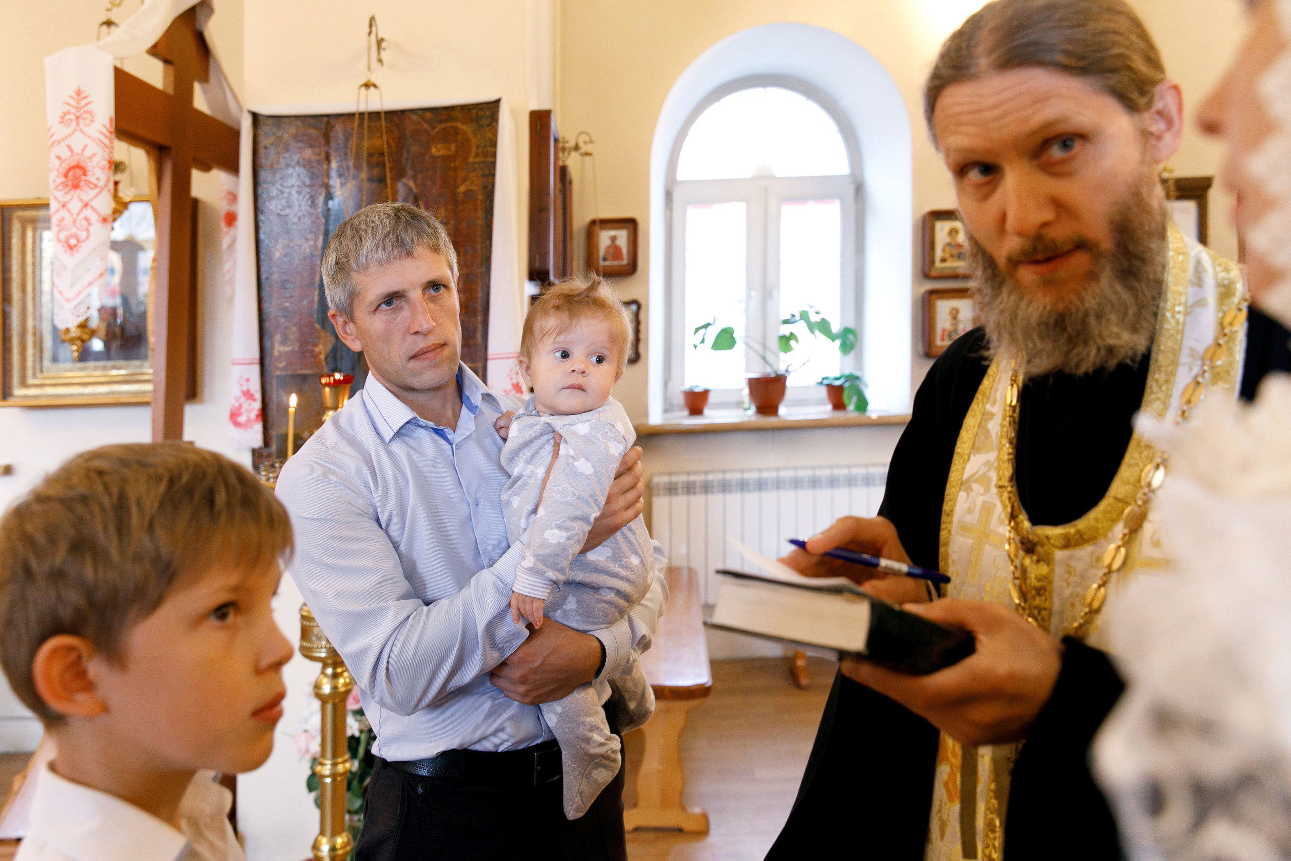 Крещение Игната и Елисея. Свадебный, семейный и школьный фотограф в Сызрани Максим Баталов