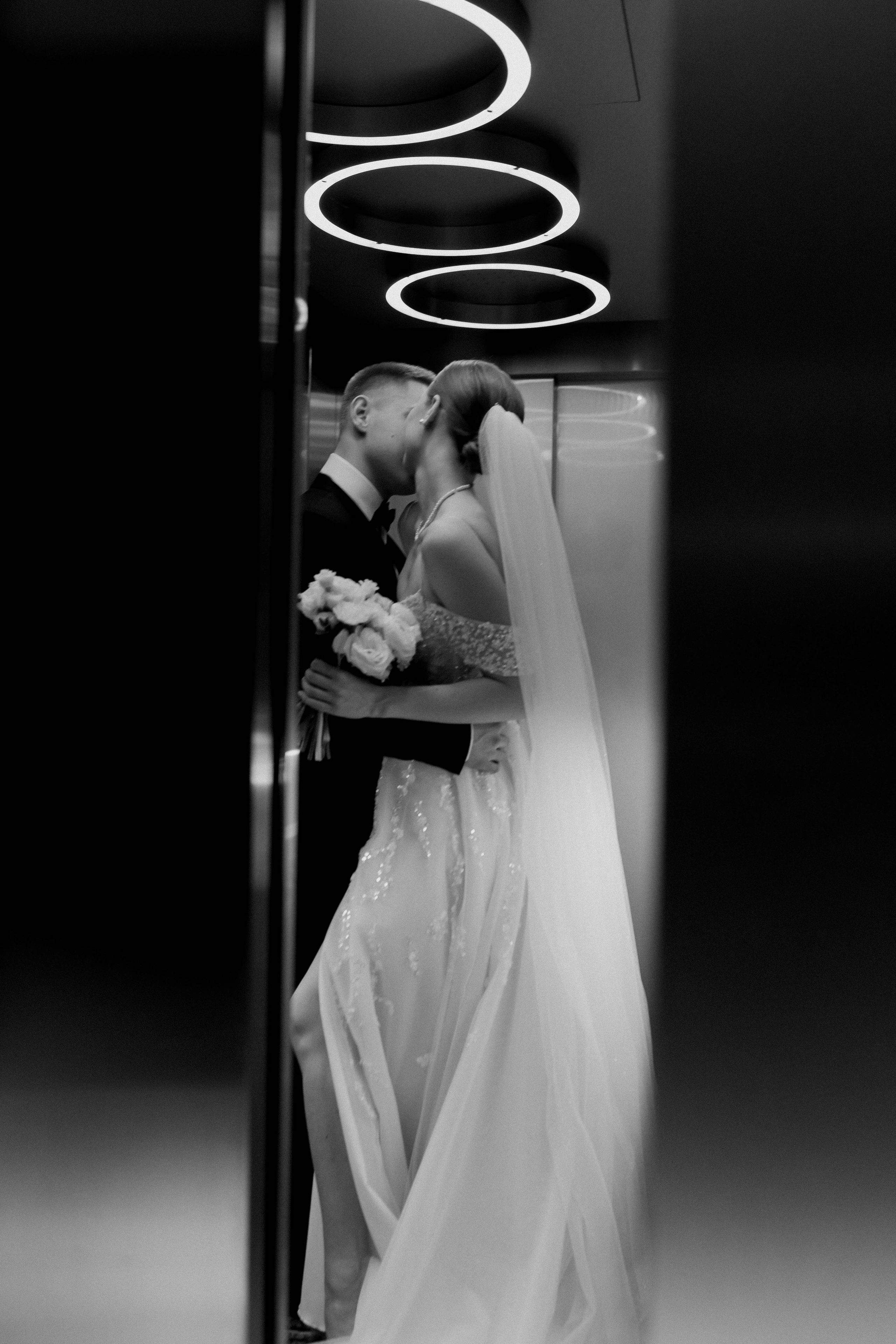 ···. Свадебный фотограф в Санкт-Петербурге Александра Чукавина