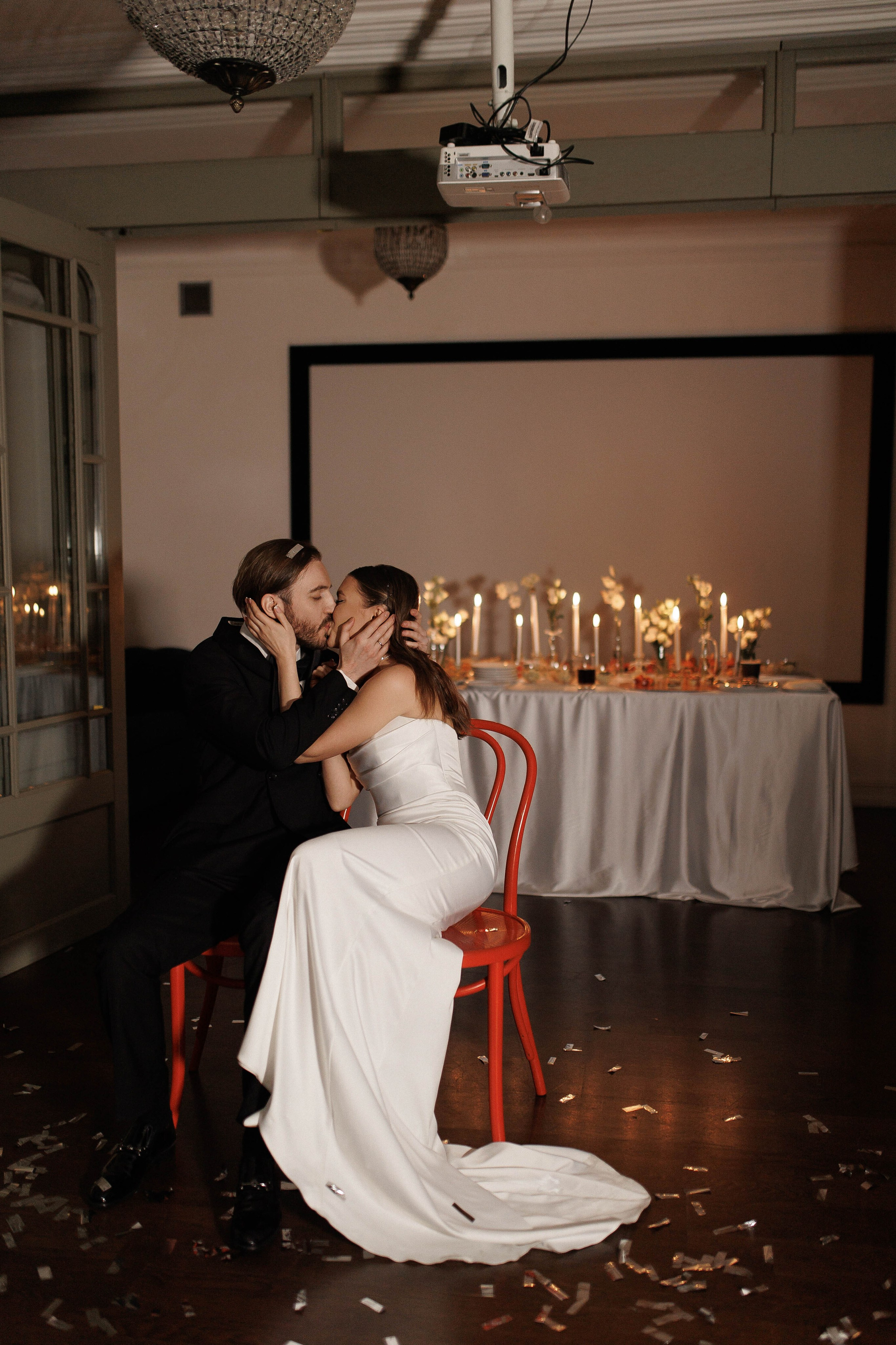 ···. Свадебный фотограф в Санкт-Петербурге Александра Чукавина