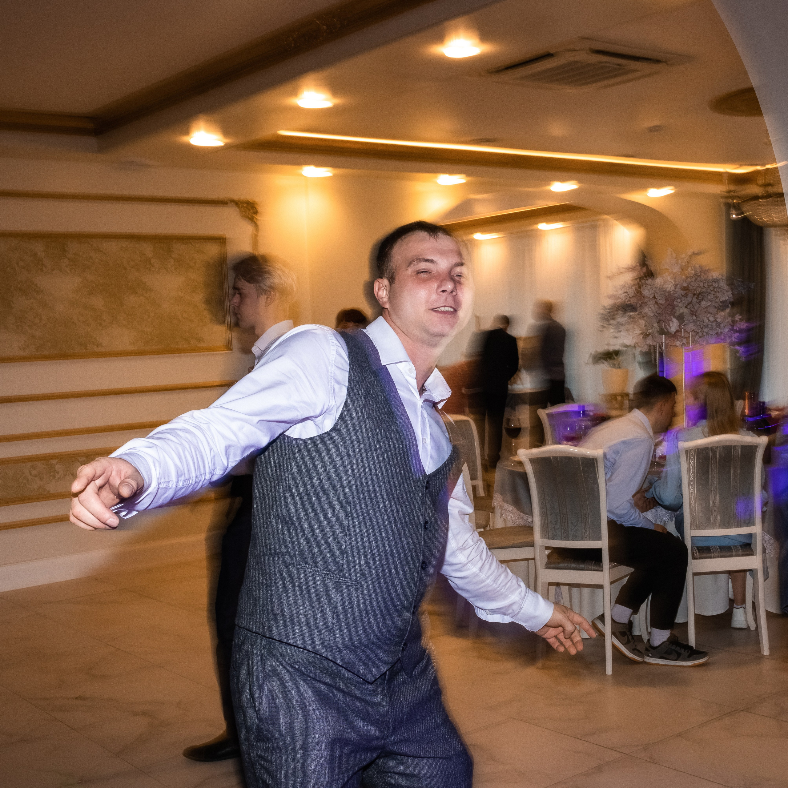 Дмитрий и Александра. Август 2024. Фотограф Пермь. Свадьбы. Семья и дети, школа, д. сад. Фотокниги