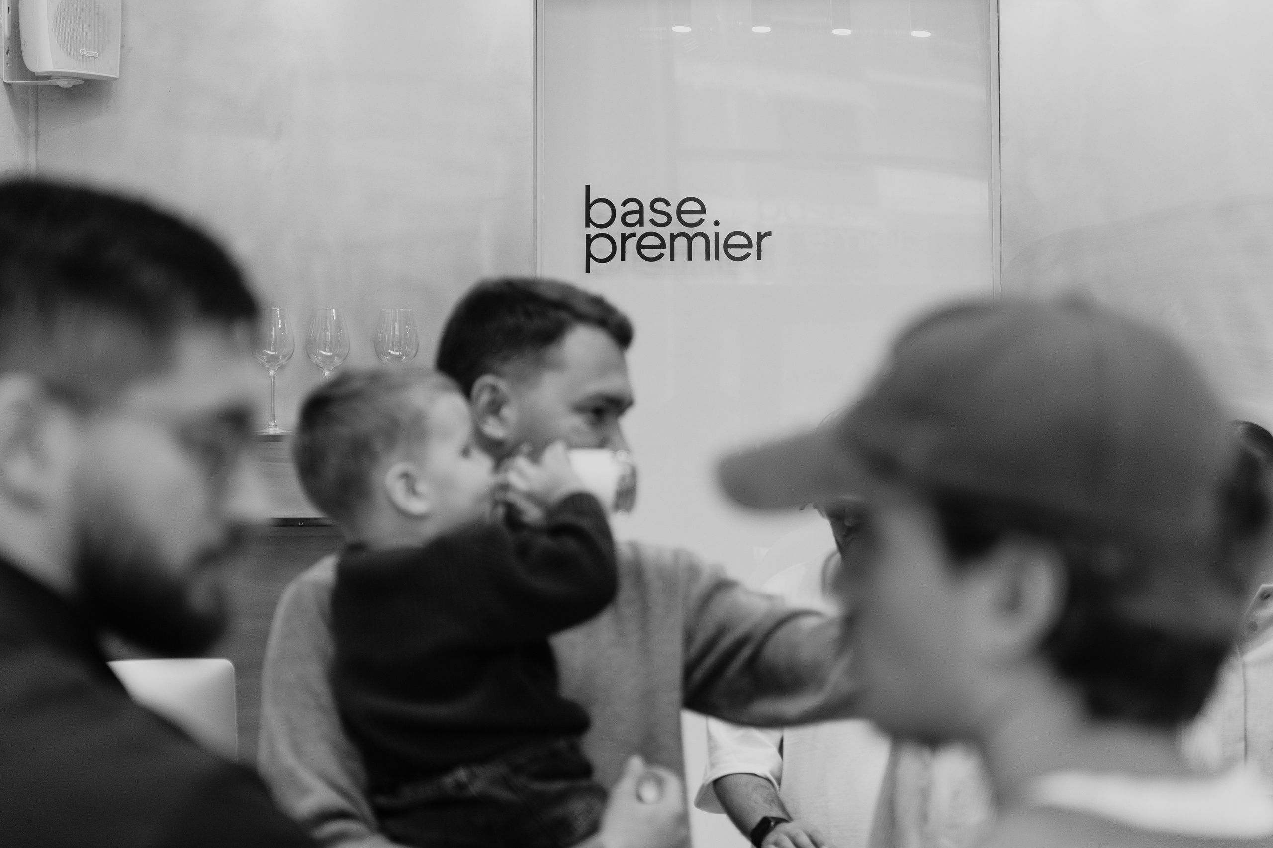 Base | открытие барбершопа. Showbiz | Fashion | Reportage