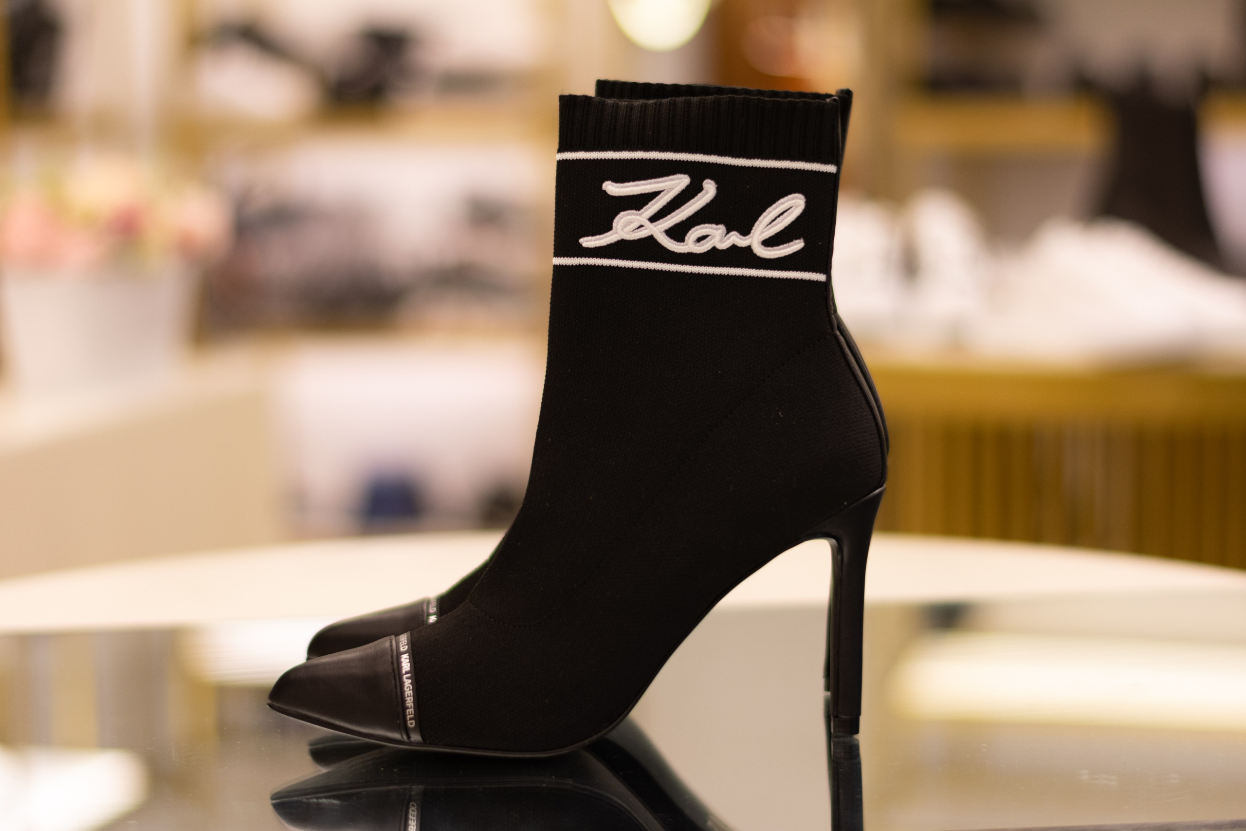 Для организаций. Предметная фотосессия для обувного магазина Capsula. Фотограф/видеограф Богдан Голованов