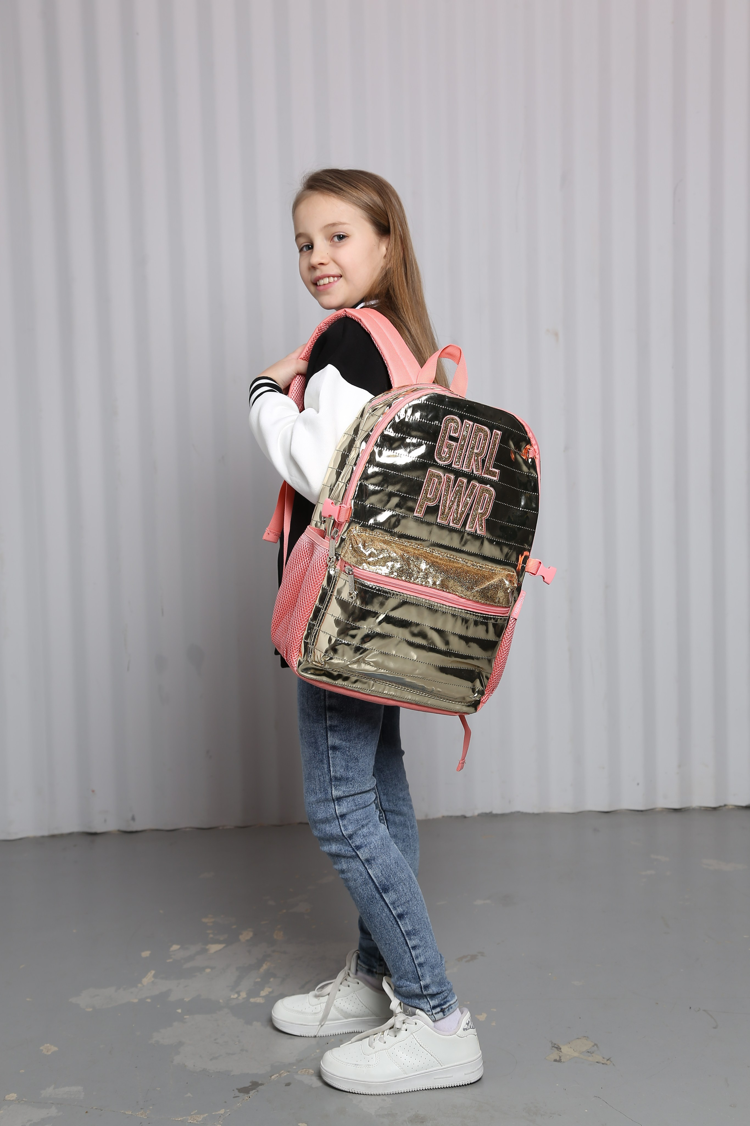 Профессиональная коммерческая фотосессия для детских товаров - одежда, обувь, аксессуары. Fashion фотограф в Санкт-Петербурге Савинова Ирина