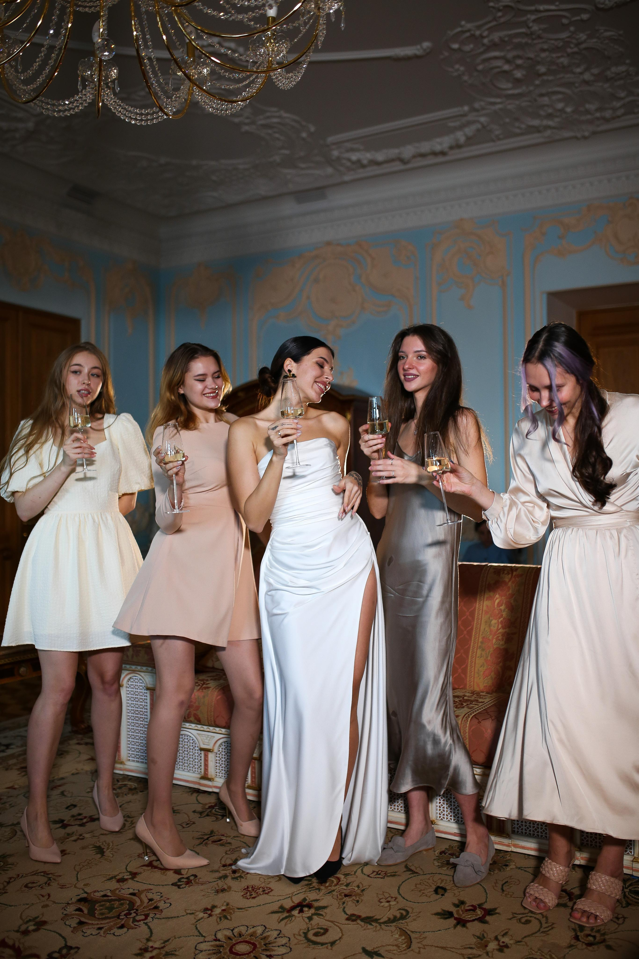 Pasha Yulya | Trezzini Palace, Saint-Petersburg. Портретные и свадебные съемки