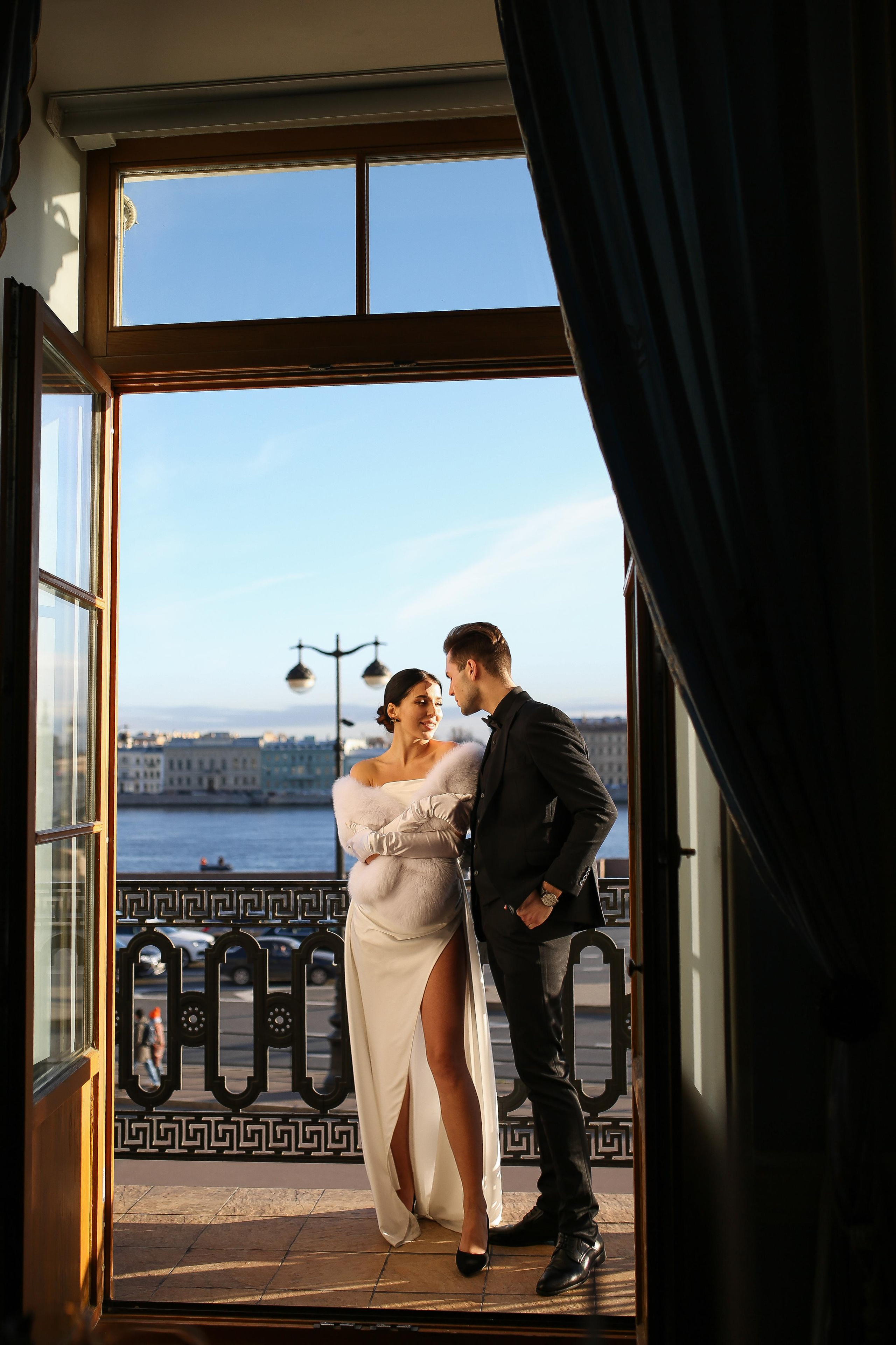 Pasha Yulya | Trezzini Palace, Saint-Petersburg. Портретные и свадебные съемки