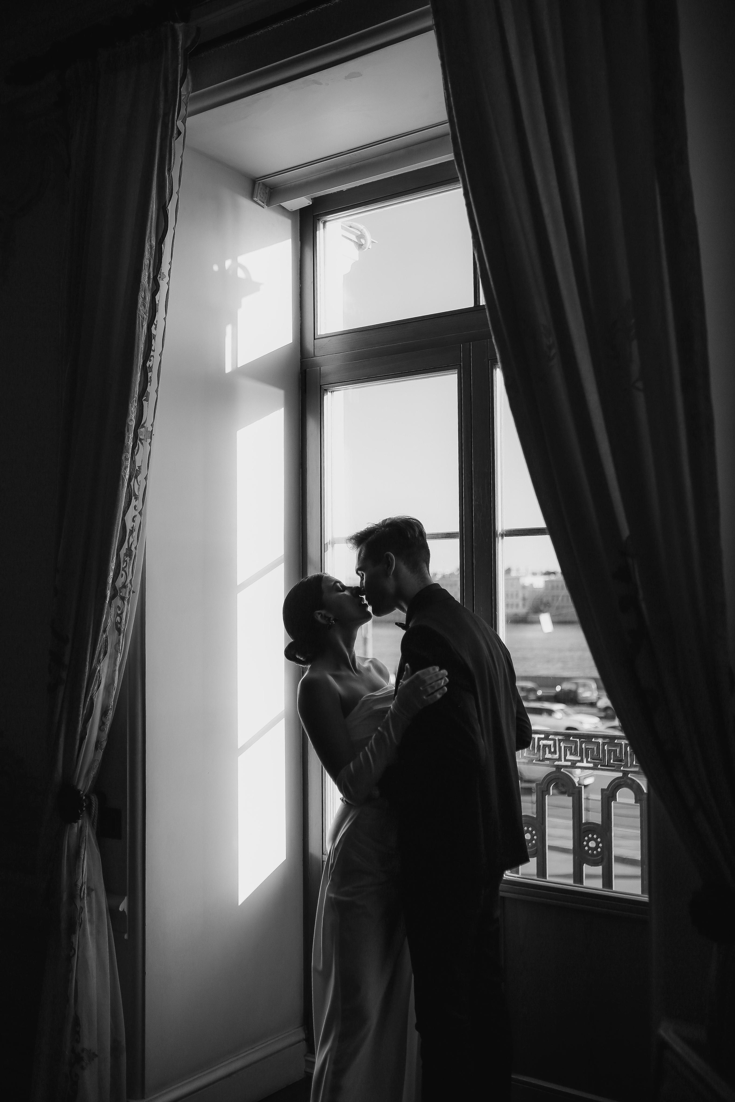 Pasha Yulya | Trezzini Palace, Saint-Petersburg. Портретные и свадебные съемки