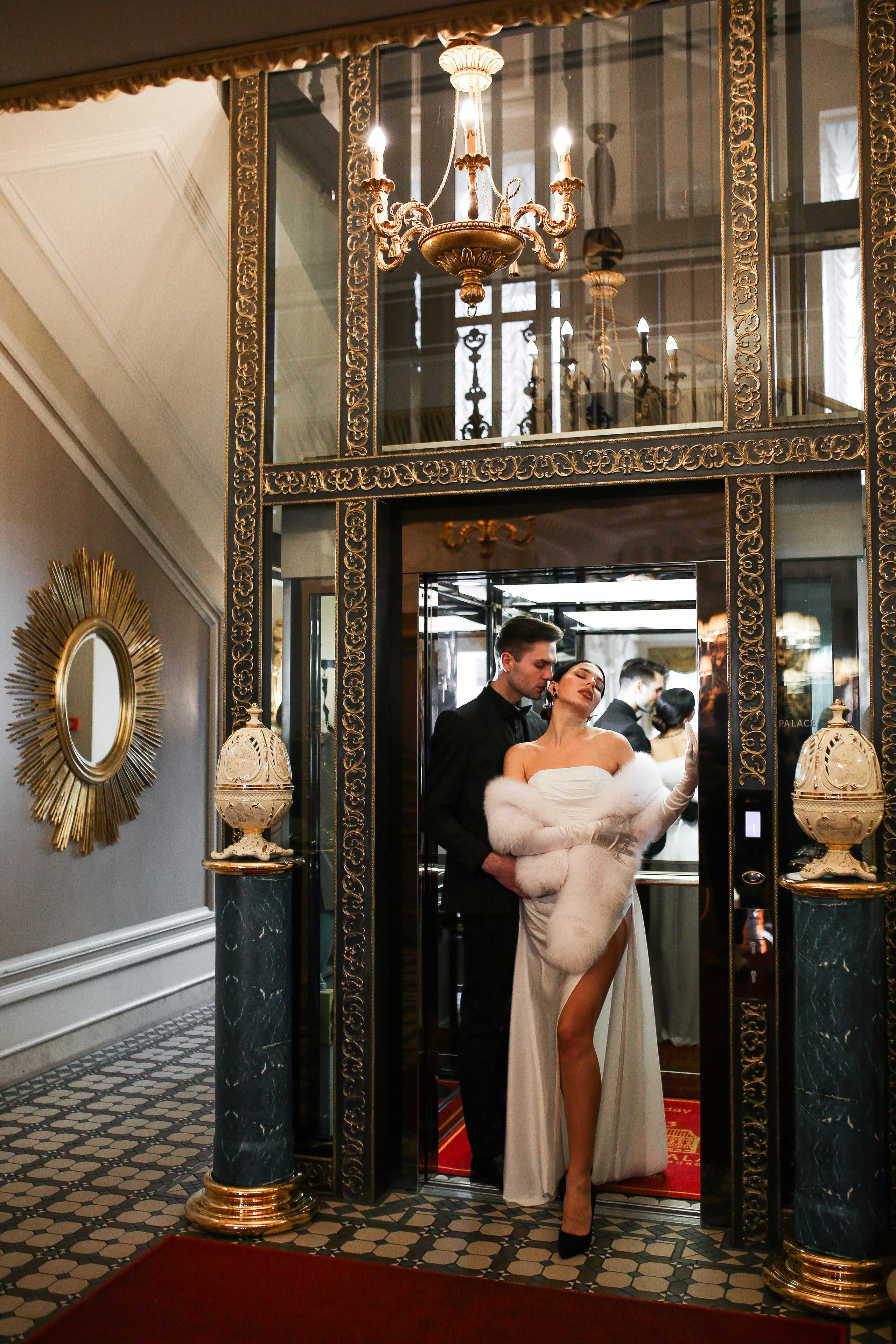 Pasha Yulya | Trezzini Palace, Saint-Petersburg. Портретные и свадебные съемки