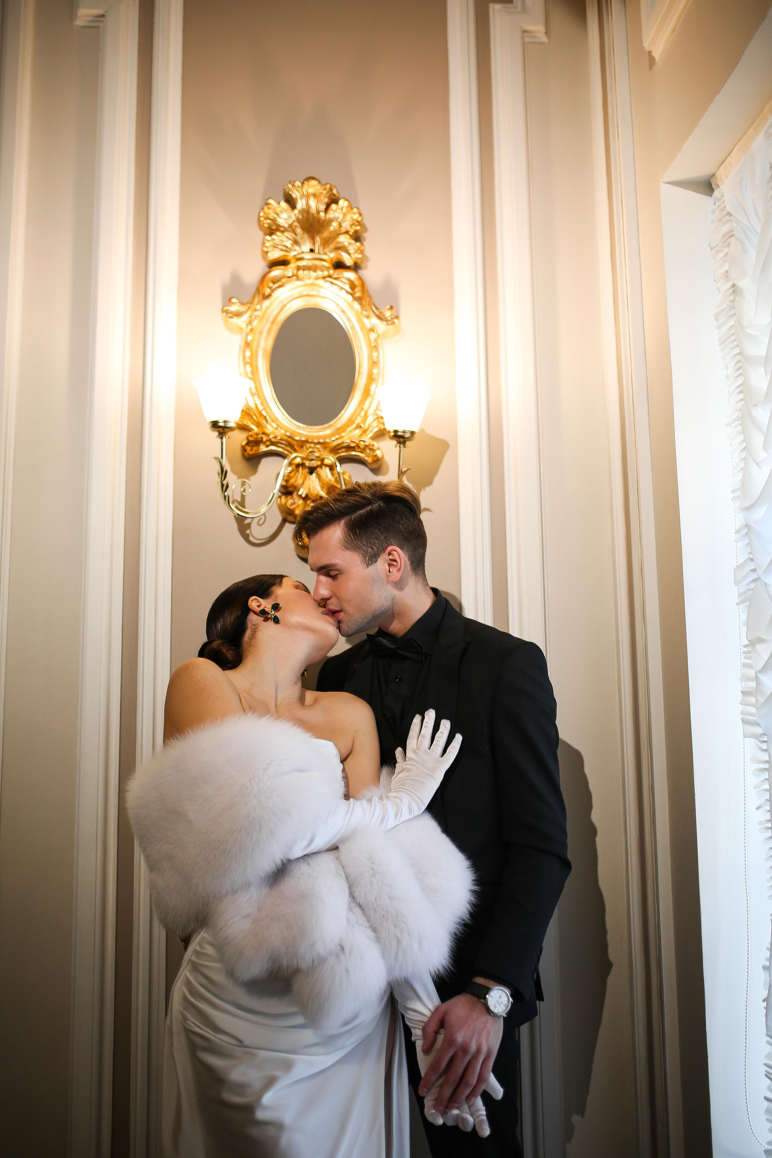 Pasha Yulya | Trezzini Palace, Saint-Petersburg. Портретные и свадебные съемки