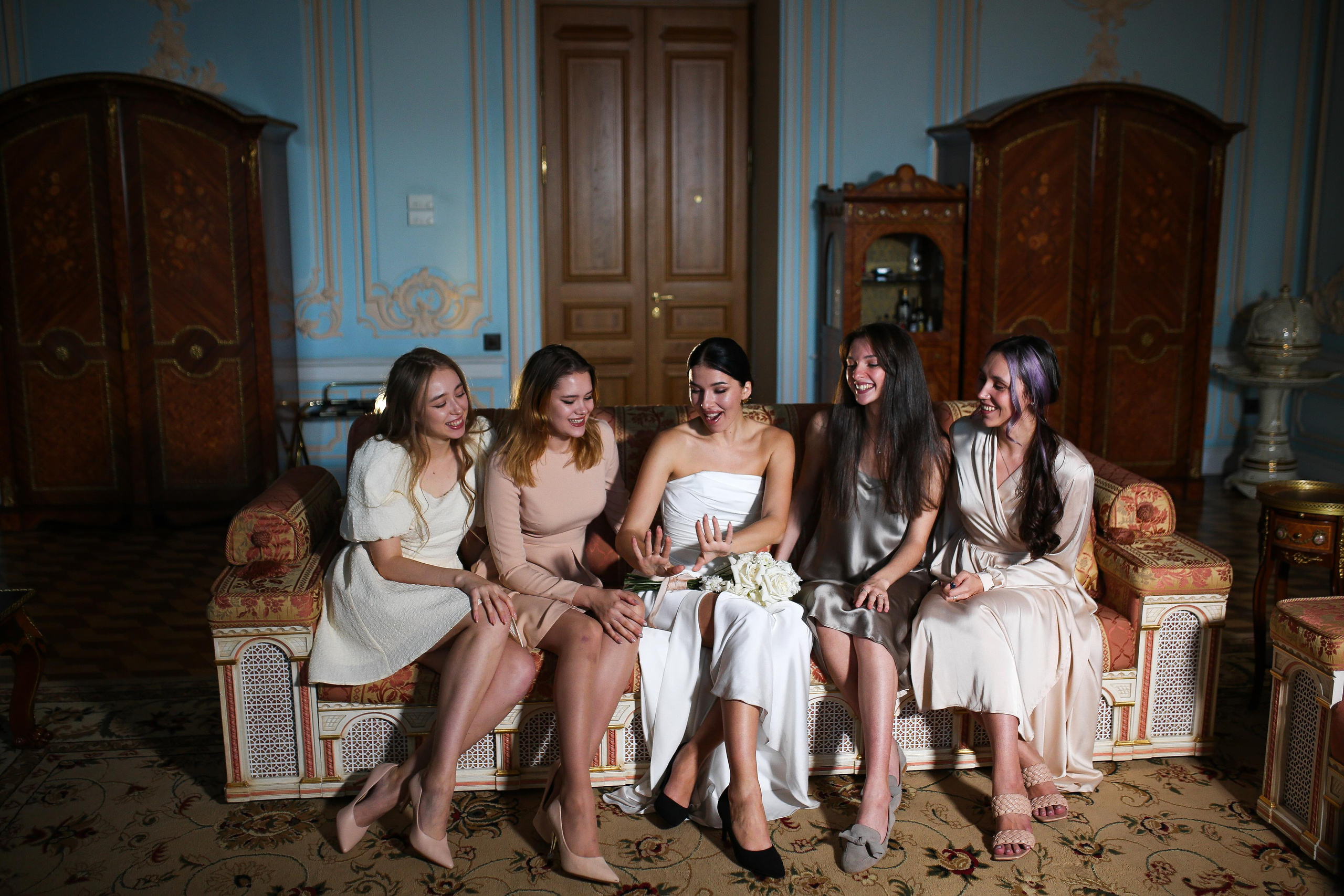 Pasha Yulya | Trezzini Palace, Saint-Petersburg. Портретные и свадебные съемки