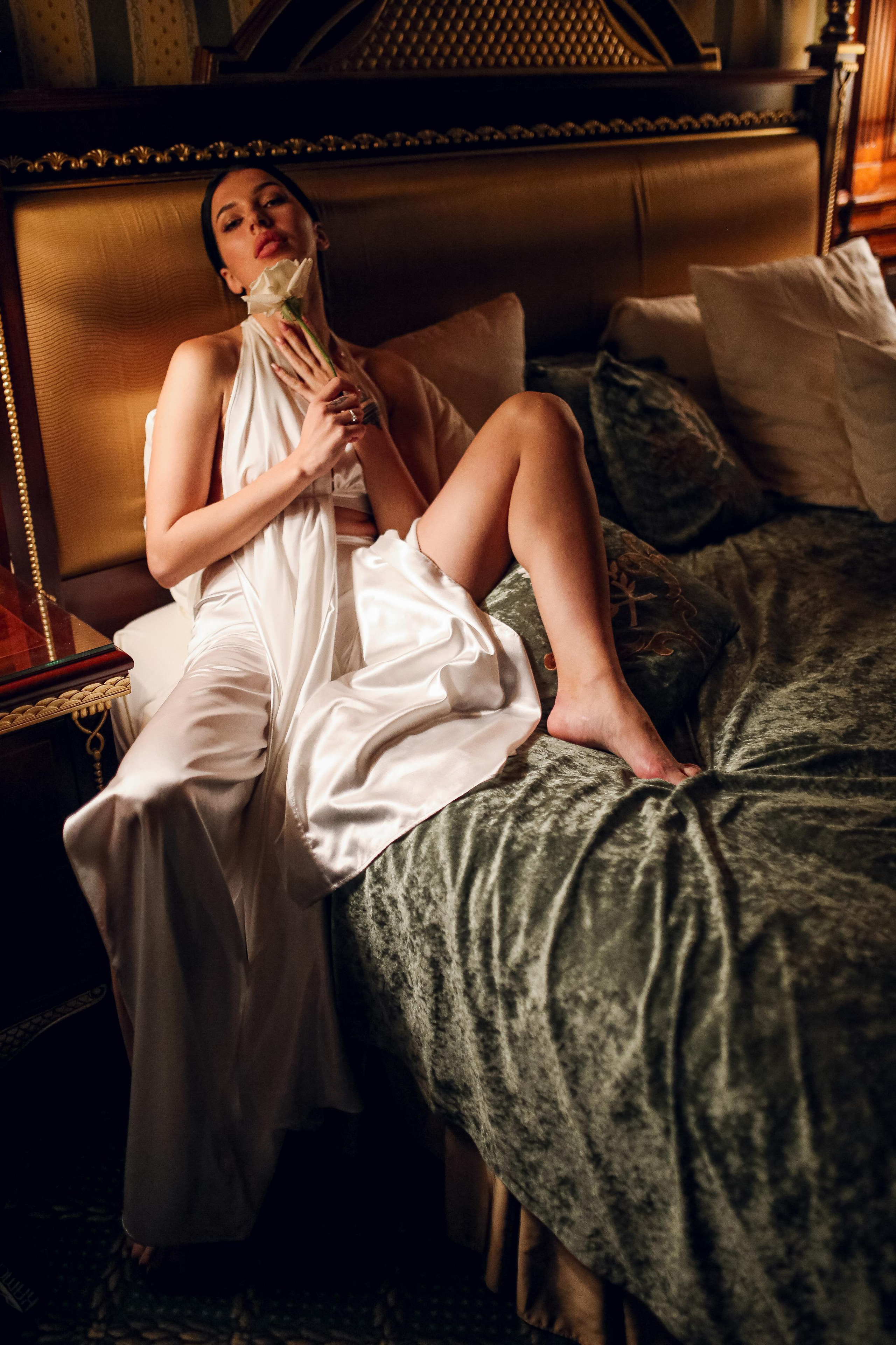 Pasha Yulya | Trezzini Palace, Saint-Petersburg. Портретные и свадебные съемки