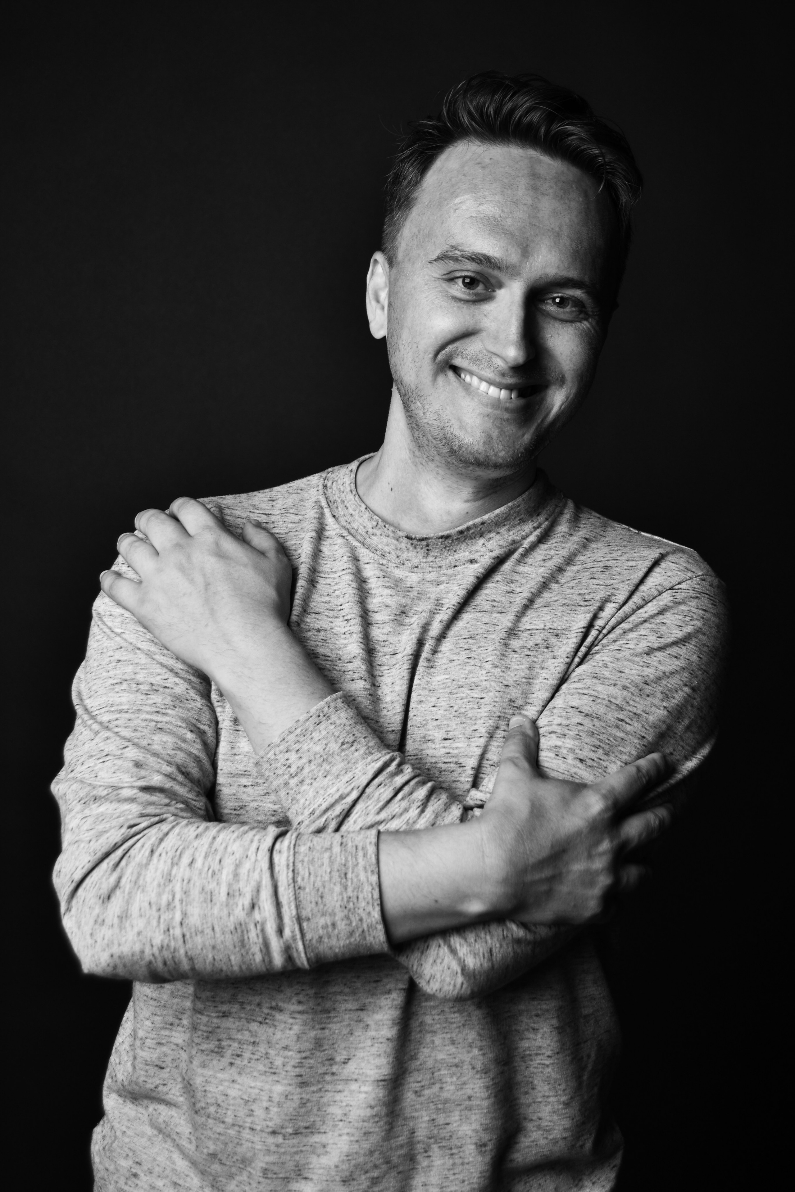 Портфолио. Креативный фотограф в Казани Alexey LeviX. Приветствую тебя! Рад что вышел со мной на контакт)