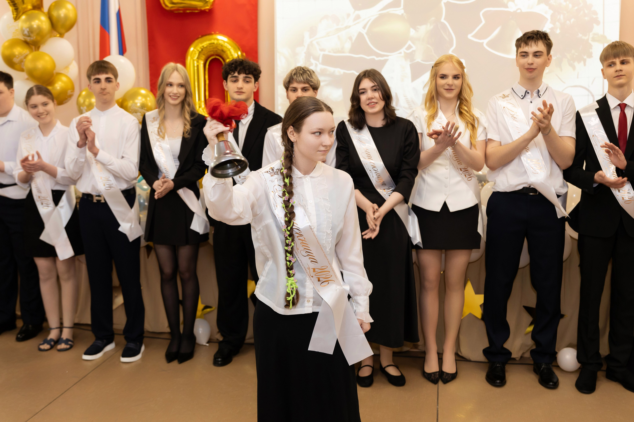 Последний звонок 11 класс. Семейный и свадебный фотограф в Санкт-Петербурге Татьяна Швыкова