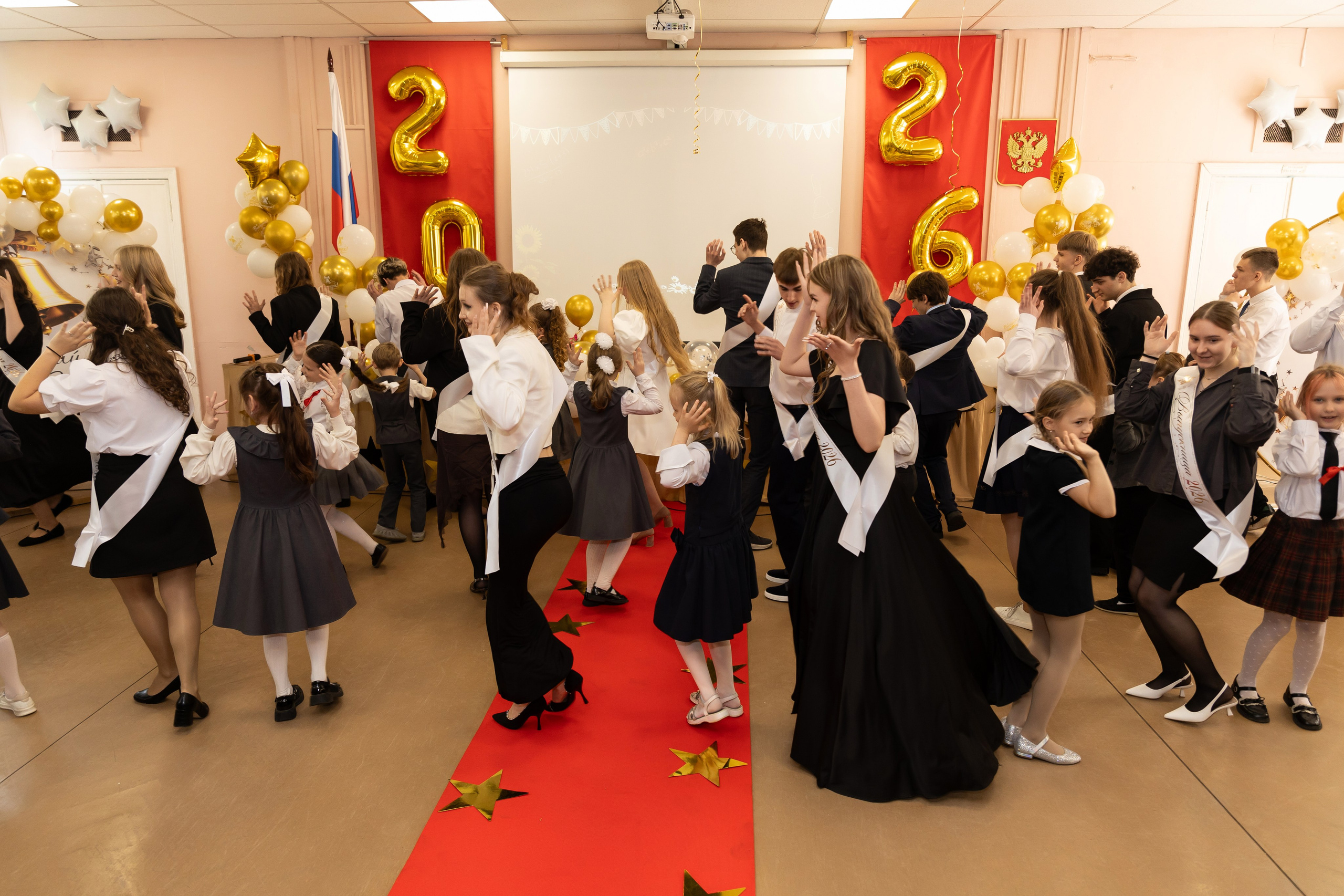 Последний звонок 11 класс. Семейный и свадебный фотограф в Санкт-Петербурге Татьяна Швыкова