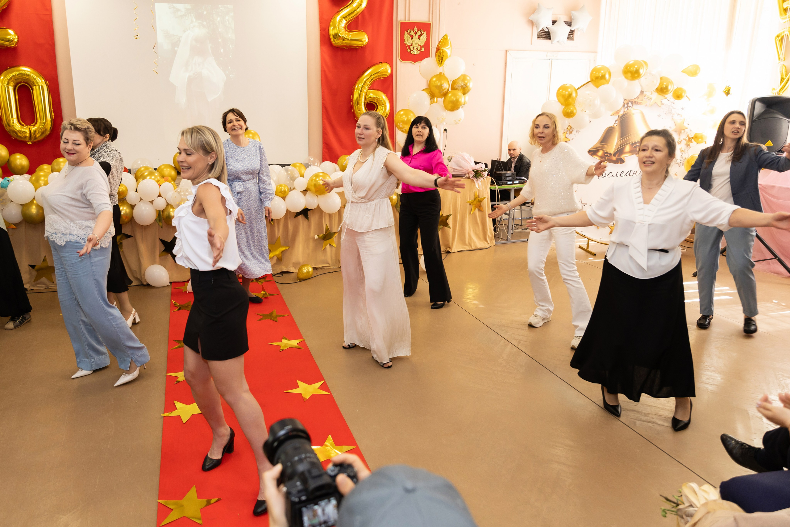 Последний звонок 11 класс. Семейный и свадебный фотограф в Санкт-Петербурге Татьяна Швыкова