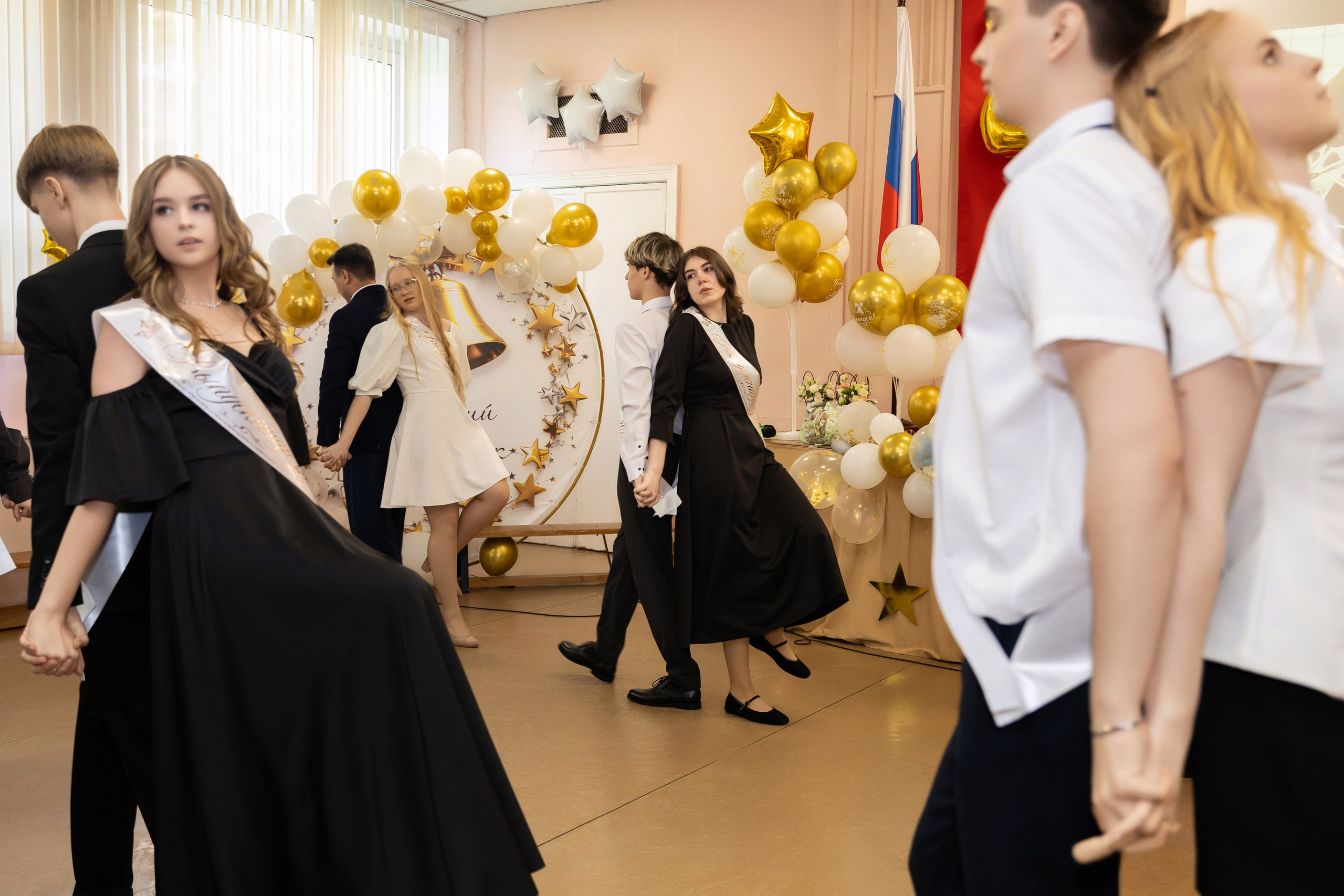 Последний звонок 11 класс. Семейный и свадебный фотограф в Санкт-Петербурге Татьяна Швыкова