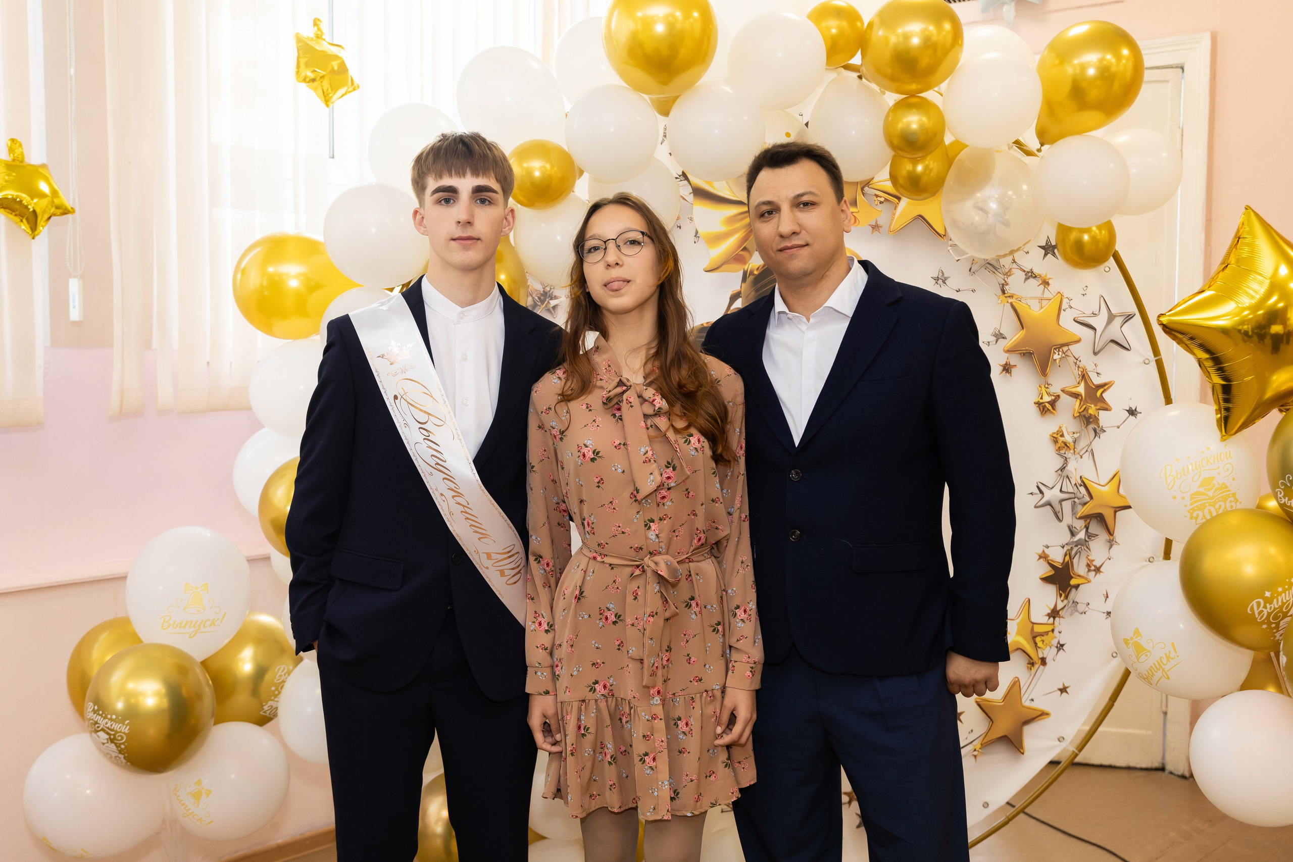 Последний звонок 11 класс. Семейный и свадебный фотограф в Санкт-Петербурге Татьяна Швыкова