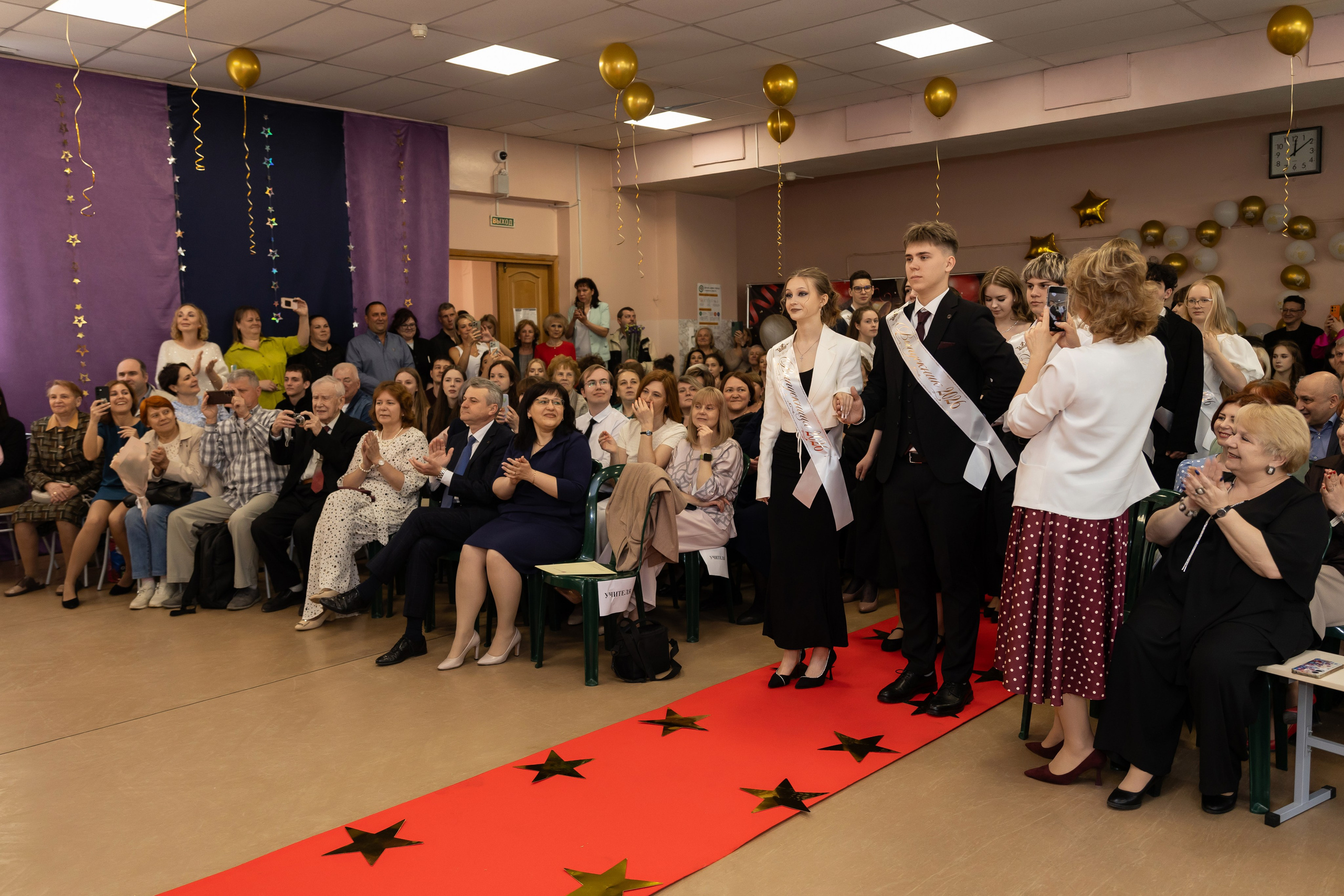 Последний звонок 11 класс. Семейный и свадебный фотограф в Санкт-Петербурге Татьяна Швыкова