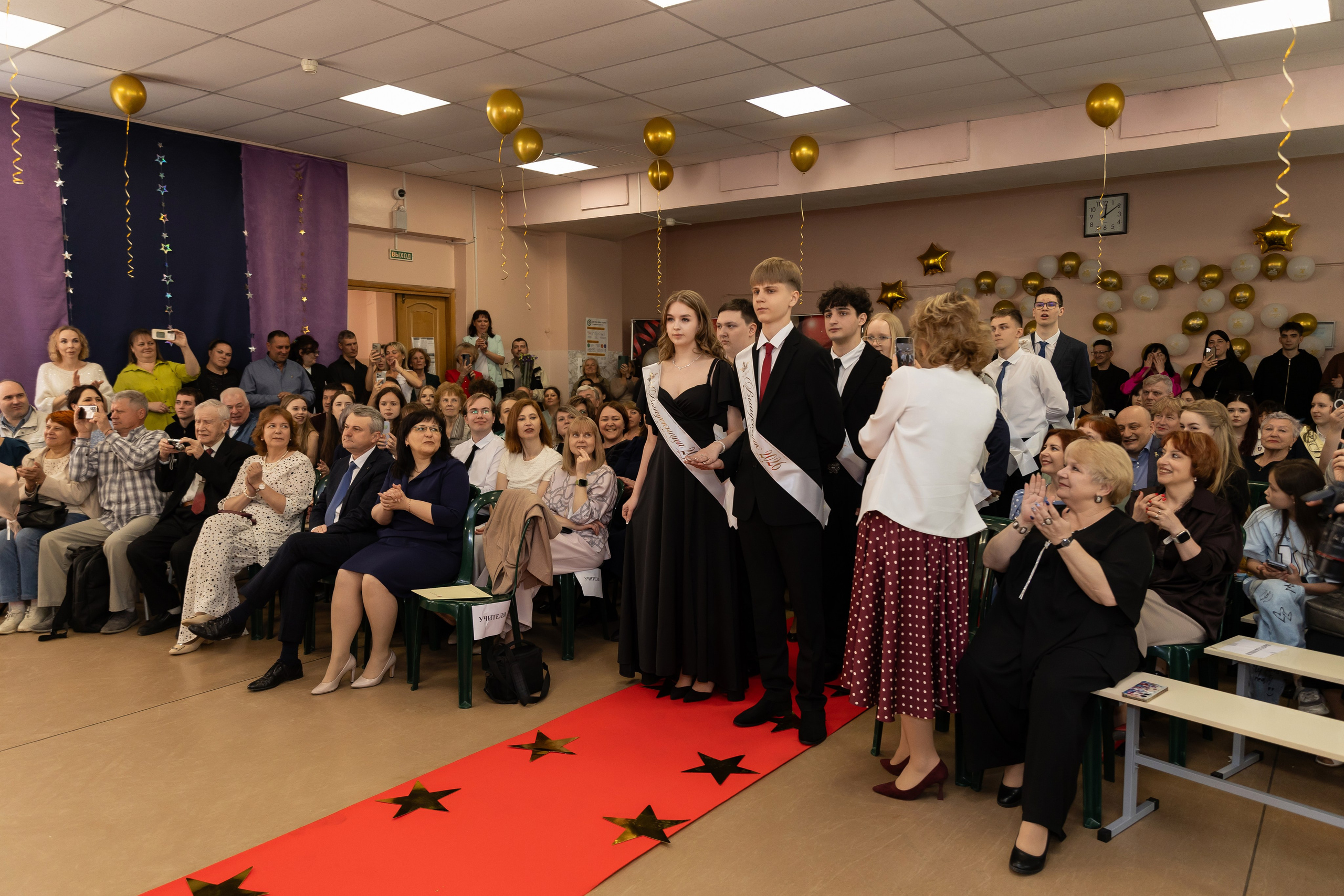 Последний звонок 11 класс. Семейный и свадебный фотограф в Санкт-Петербурге Татьяна Швыкова