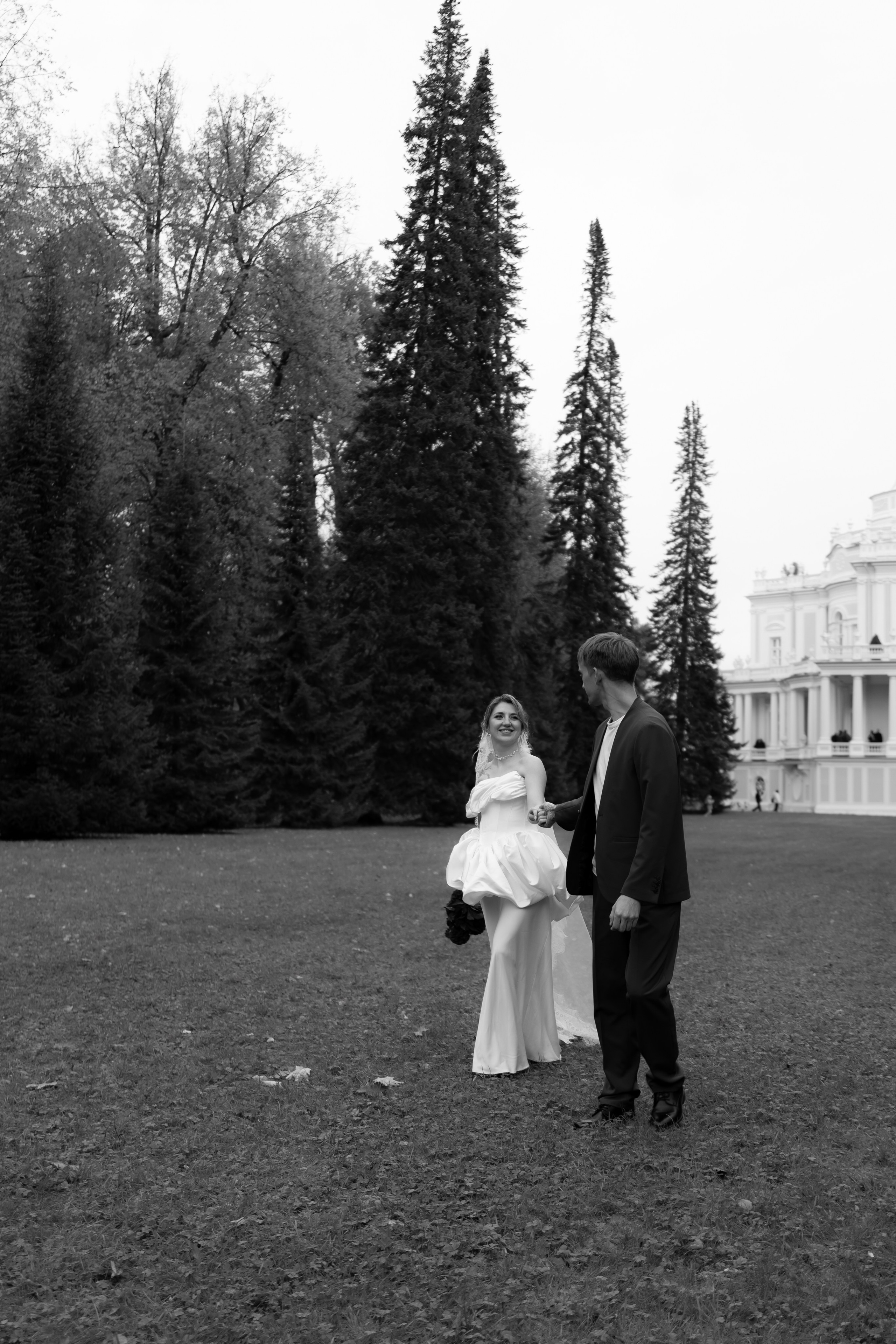 Свадебная фотосессия в Ораниенбауме. Семейный и свадебный фотограф в Санкт-Петербурге Татьяна Швыкова
