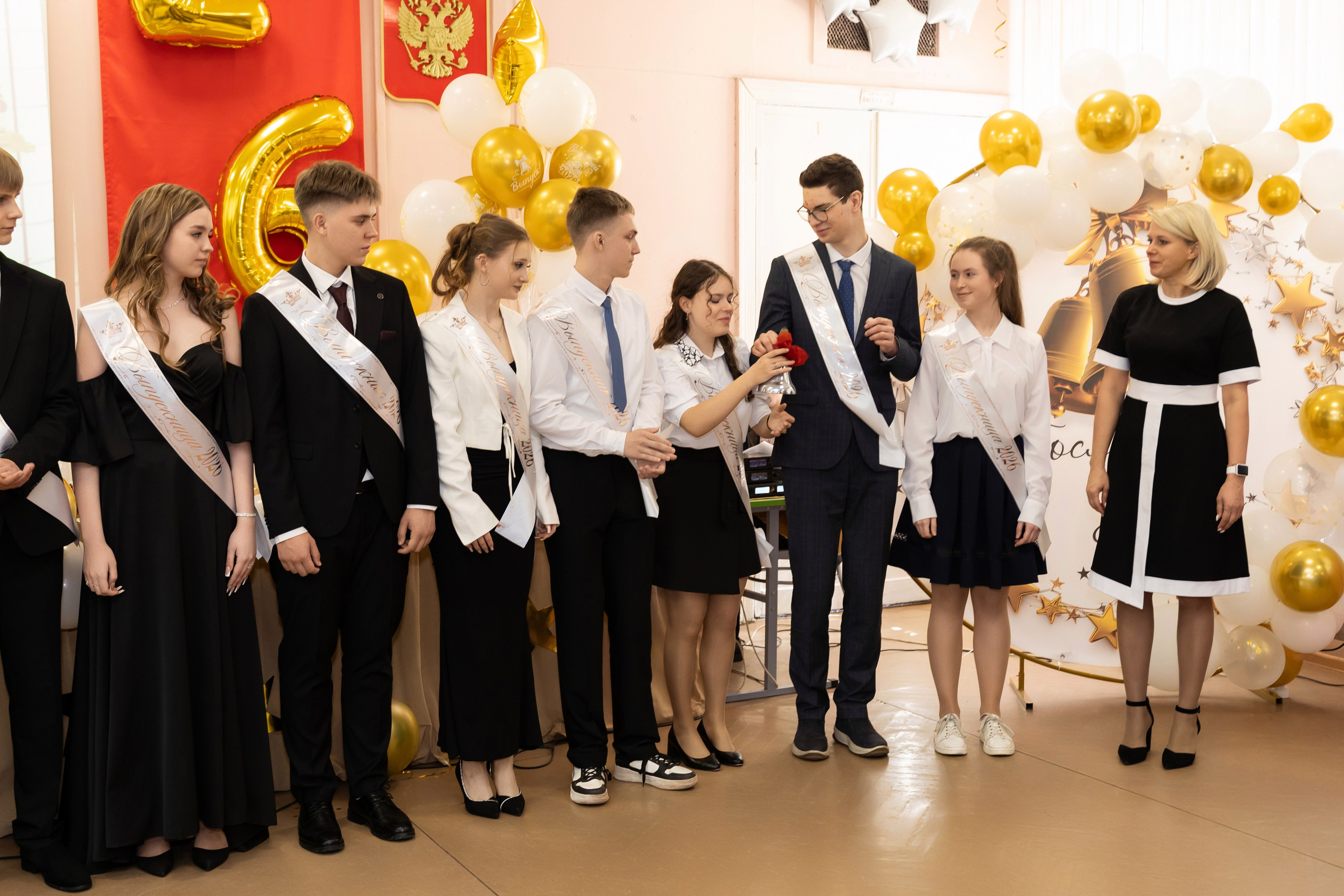 Последний звонок 11 класс. Семейный и свадебный фотограф в Санкт-Петербурге Татьяна Швыкова