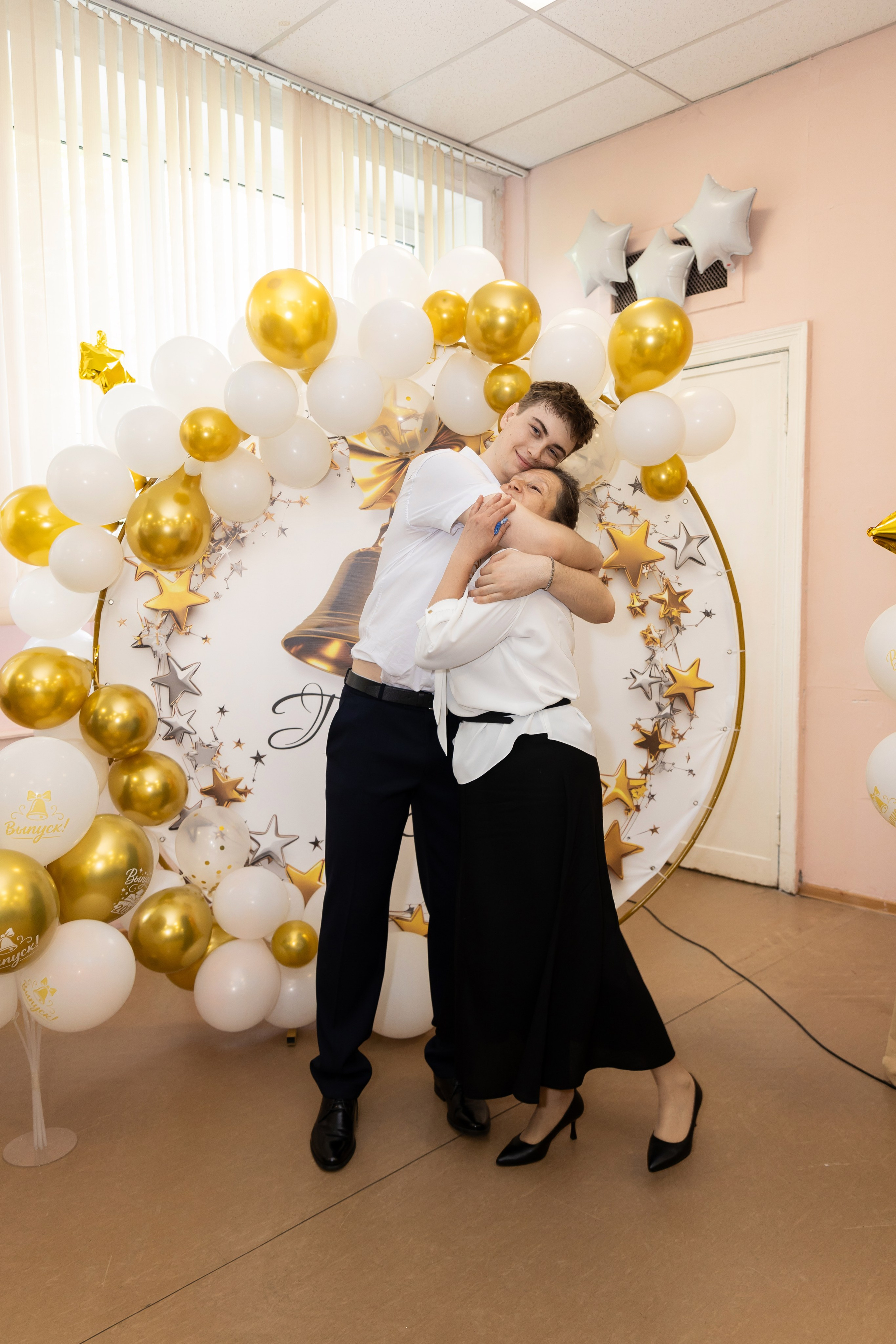 Последний звонок 11 класс. Семейный и свадебный фотограф в Санкт-Петербурге Татьяна Швыкова