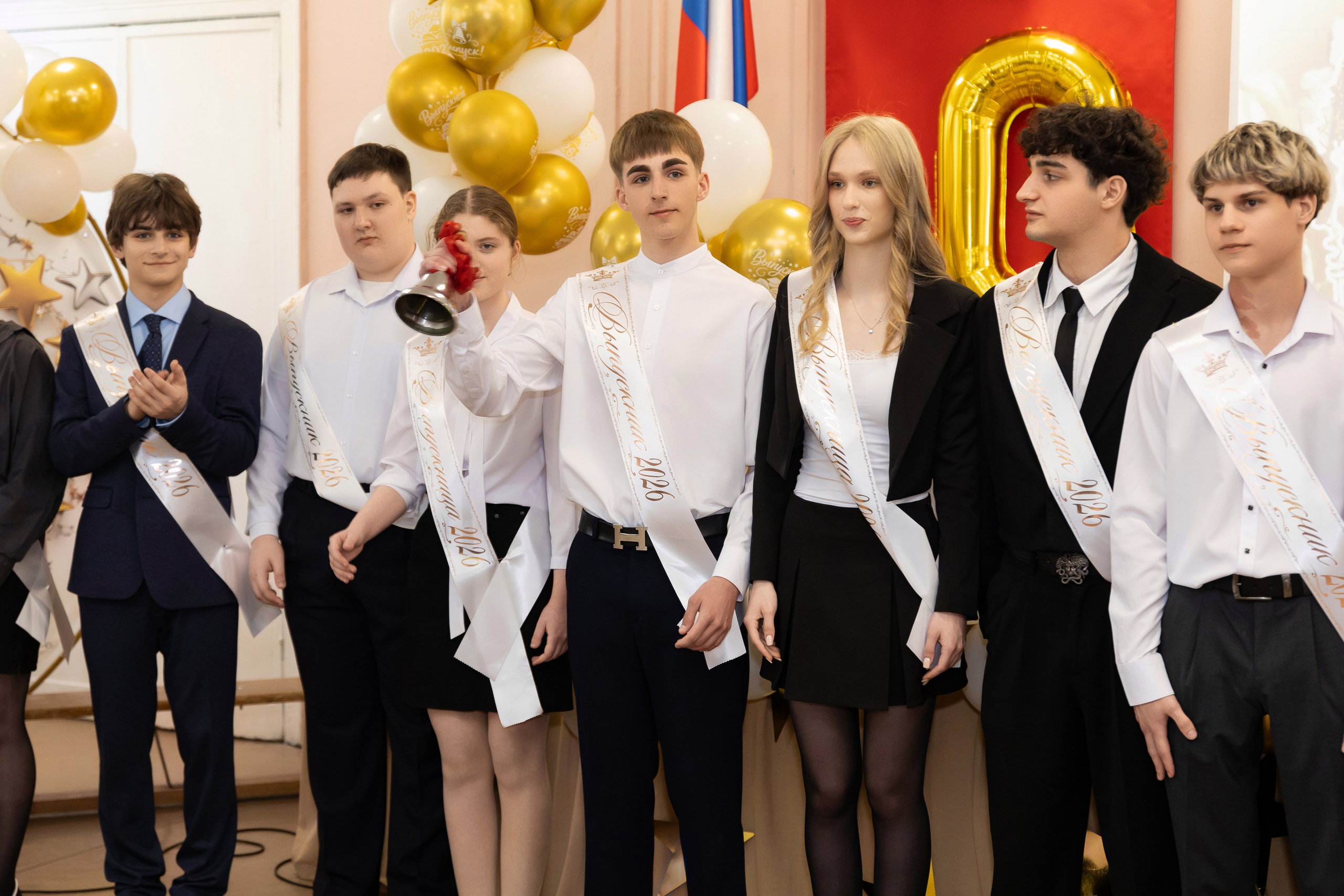 Последний звонок 11 класс. Семейный и свадебный фотограф в Санкт-Петербурге Татьяна Швыкова
