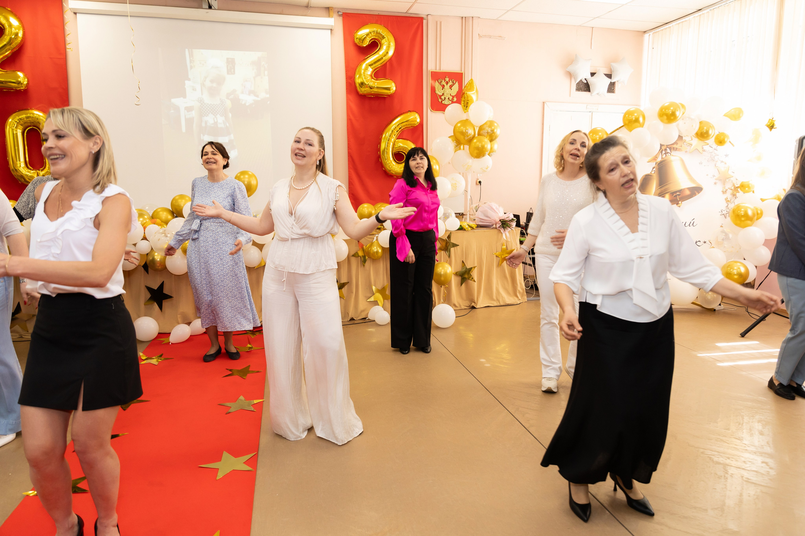 Последний звонок 11 класс. Семейный и свадебный фотограф в Санкт-Петербурге Татьяна Швыкова
