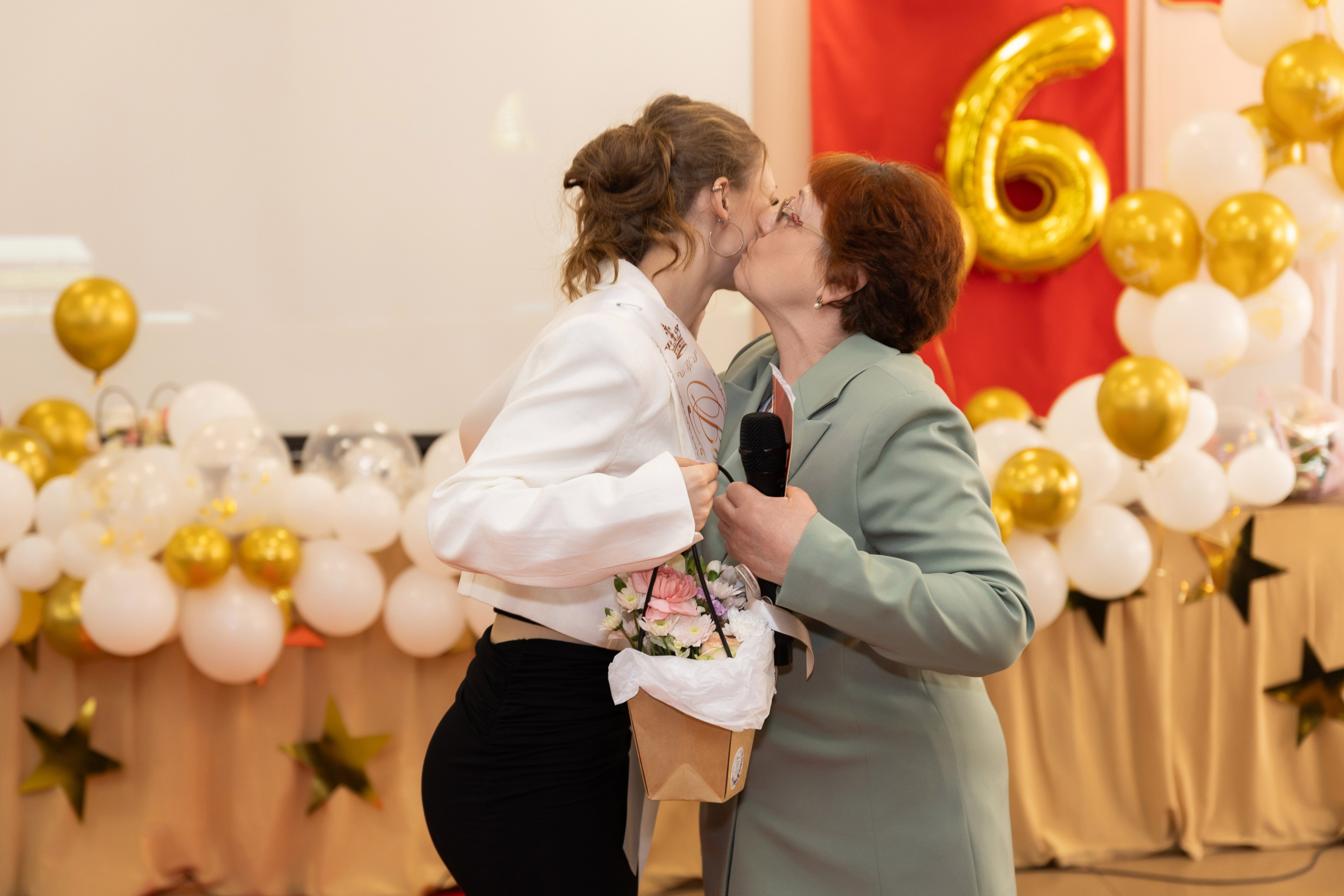 Последний звонок 11 класс. Семейный и свадебный фотограф в Санкт-Петербурге Татьяна Швыкова
