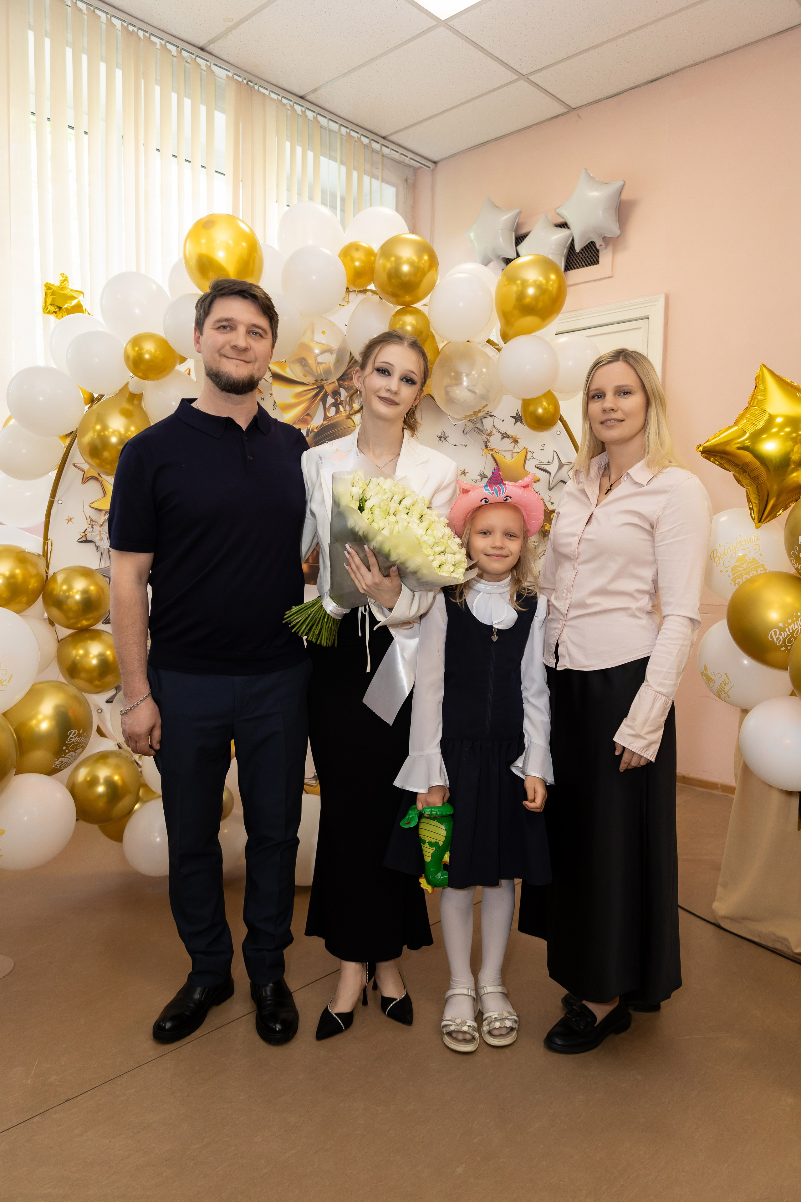 Последний звонок 11 класс. Семейный и свадебный фотограф в Санкт-Петербурге Татьяна Швыкова
