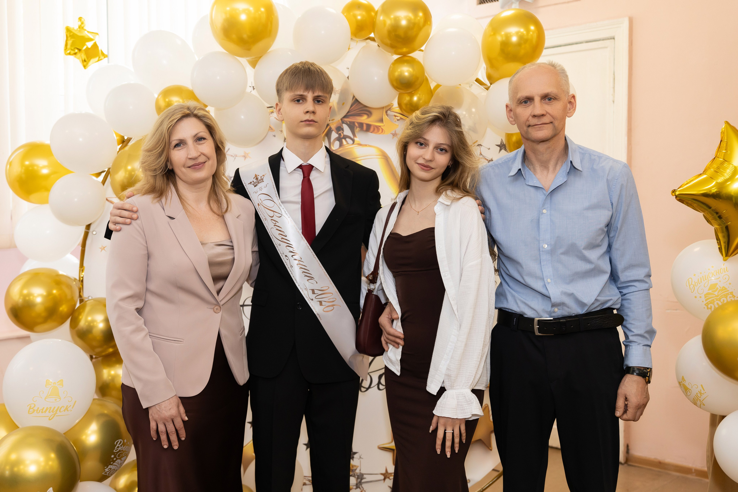 Последний звонок 11 класс. Семейный и свадебный фотограф в Санкт-Петербурге Татьяна Швыкова