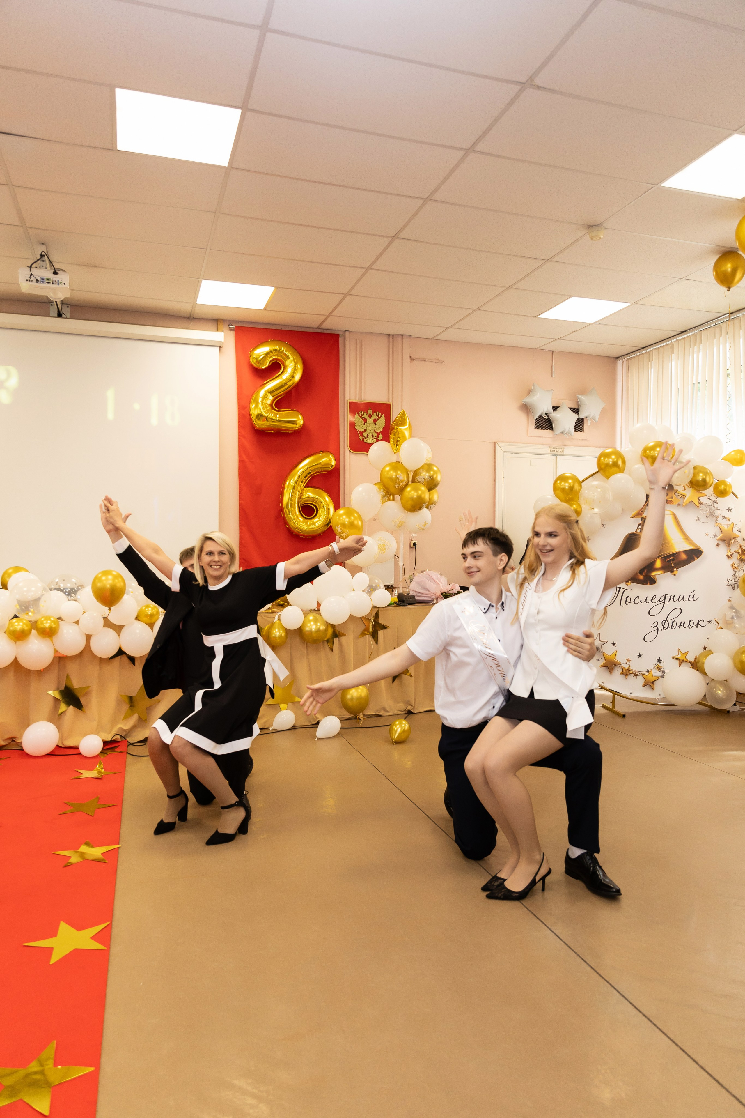Последний звонок 11 класс. Семейный и свадебный фотограф в Санкт-Петербурге Татьяна Швыкова