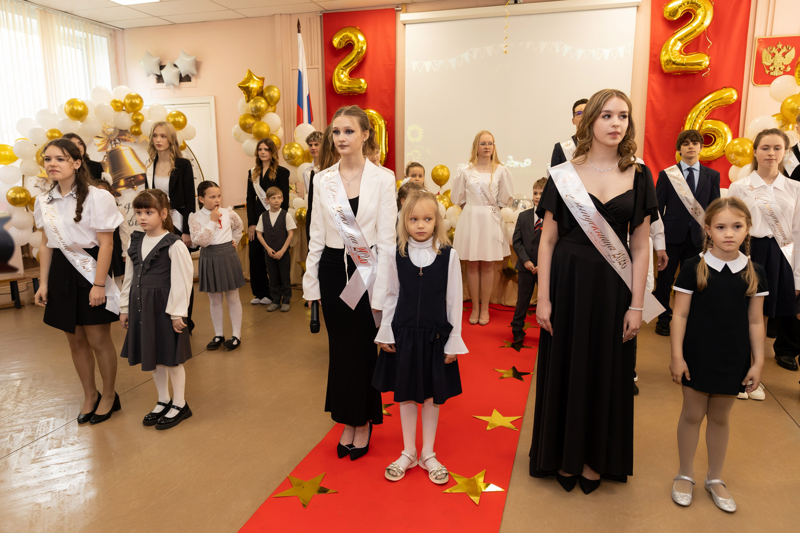 Последний звонок 11 класс. Семейный и свадебный фотограф в Санкт-Петербурге Татьяна Швыкова