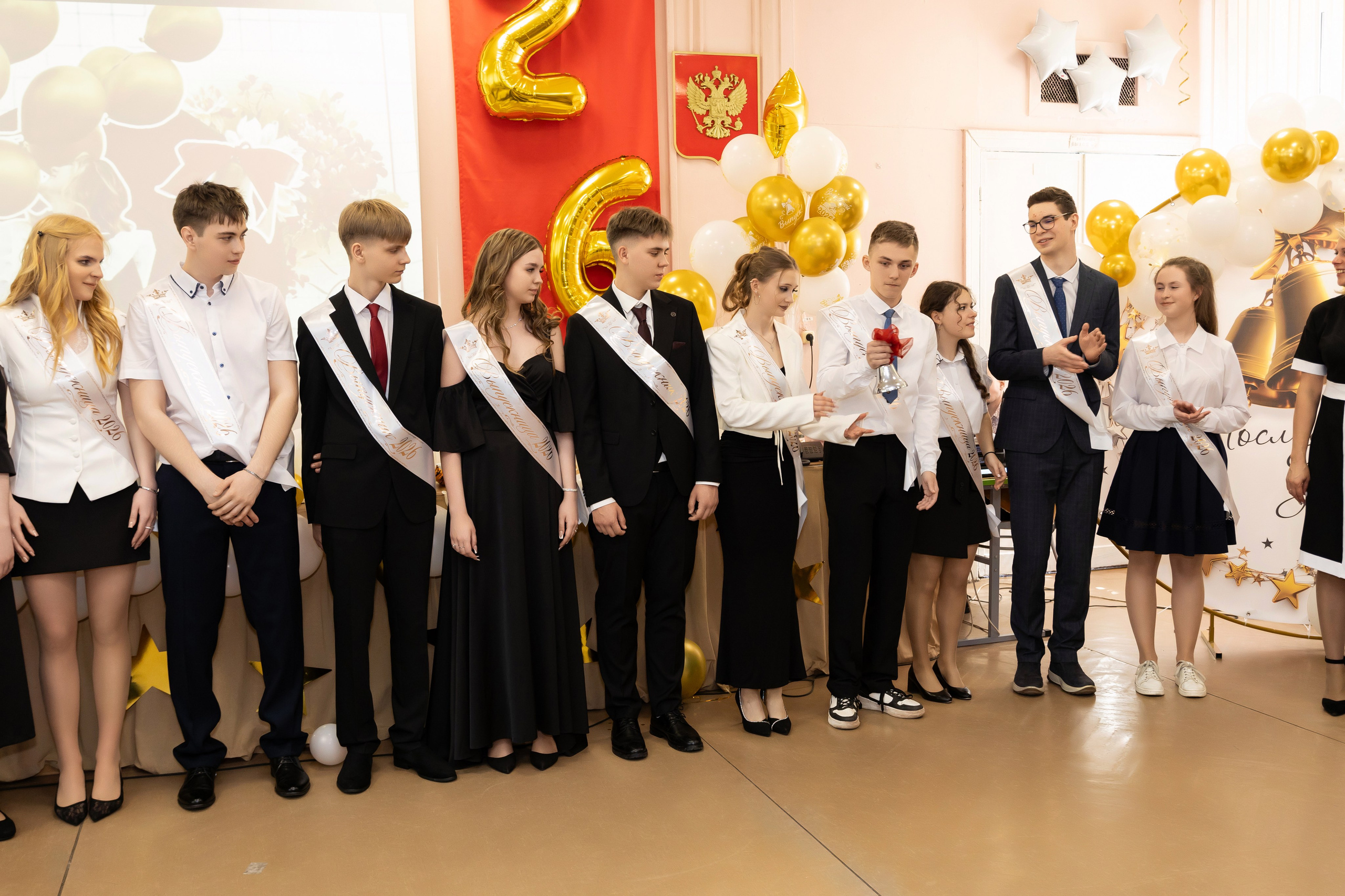 Последний звонок 11 класс. Семейный и свадебный фотограф в Санкт-Петербурге Татьяна Швыкова