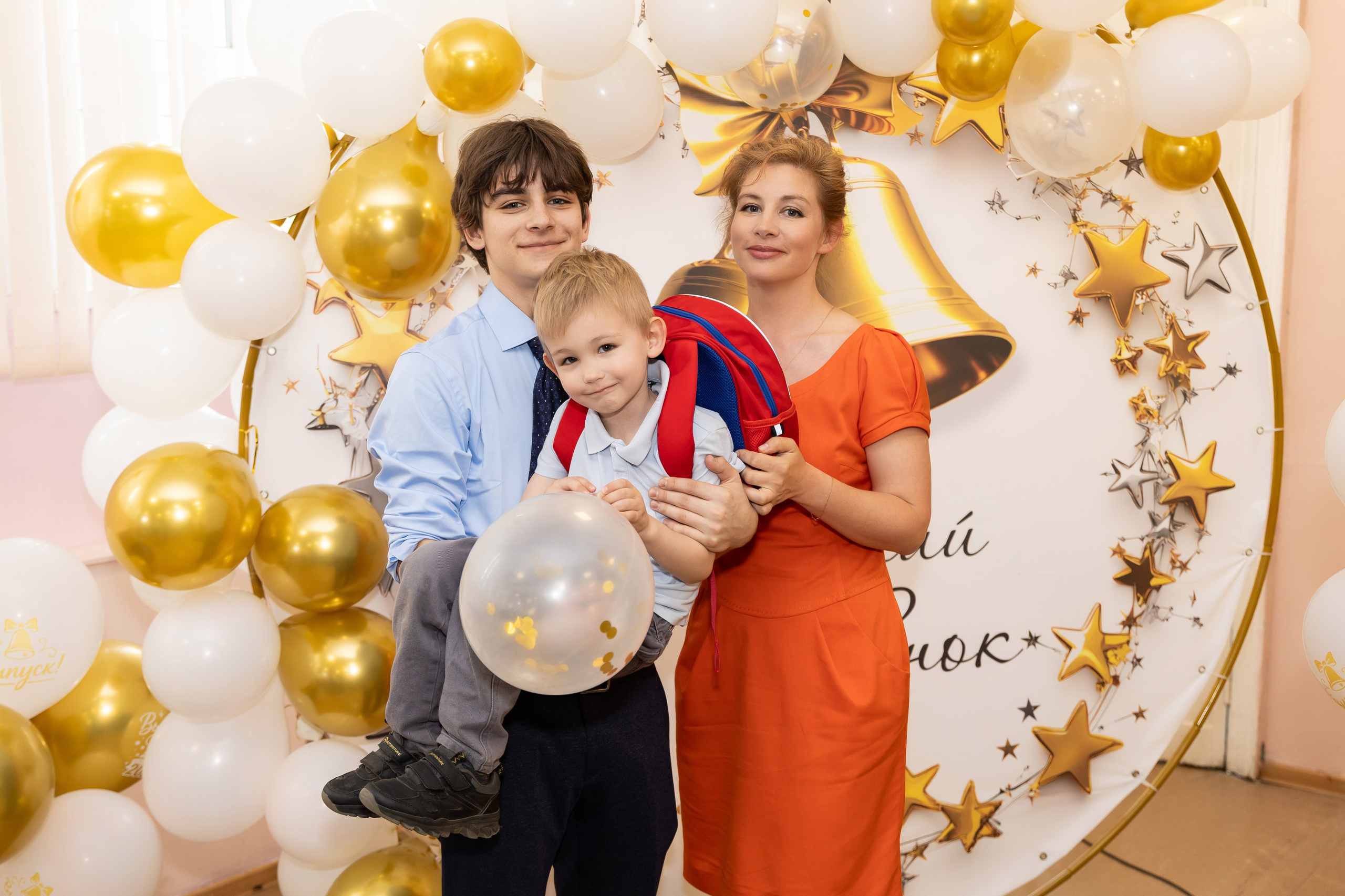 Последний звонок 11 класс. Семейный и свадебный фотограф в Санкт-Петербурге Татьяна Швыкова