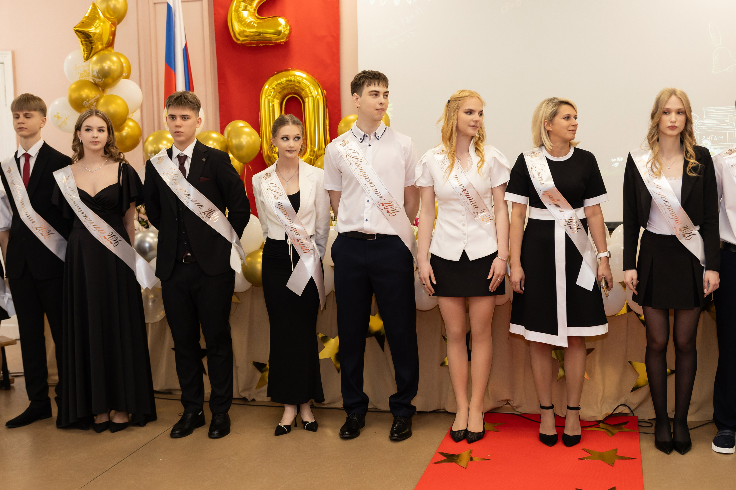 Последний звонок 11 класс. Семейный и свадебный фотограф в Санкт-Петербурге Татьяна Швыкова