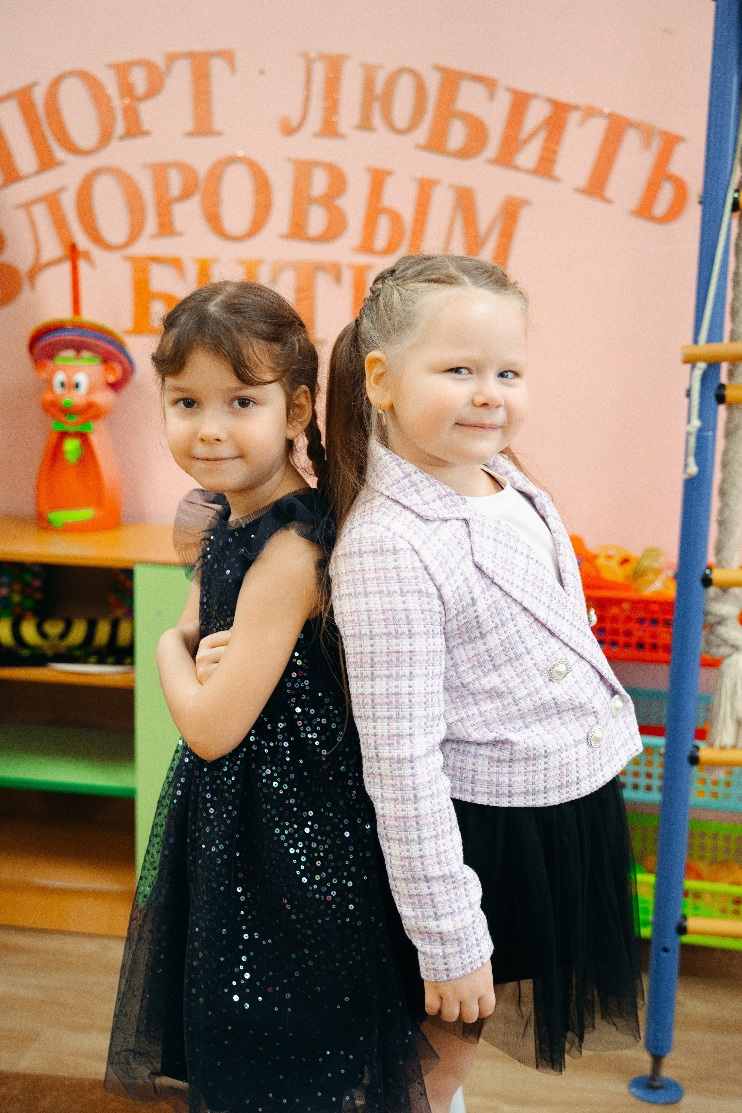 ВЫПУСКНИКИ ДЕТСКОГО САДА. МАРГАРИТА КУДРЯШОВА СВАДЕБНЫЙ И СЕМЕЙНЫЙ ФОТОГРАФ ТВЕРЬ МОСКВА