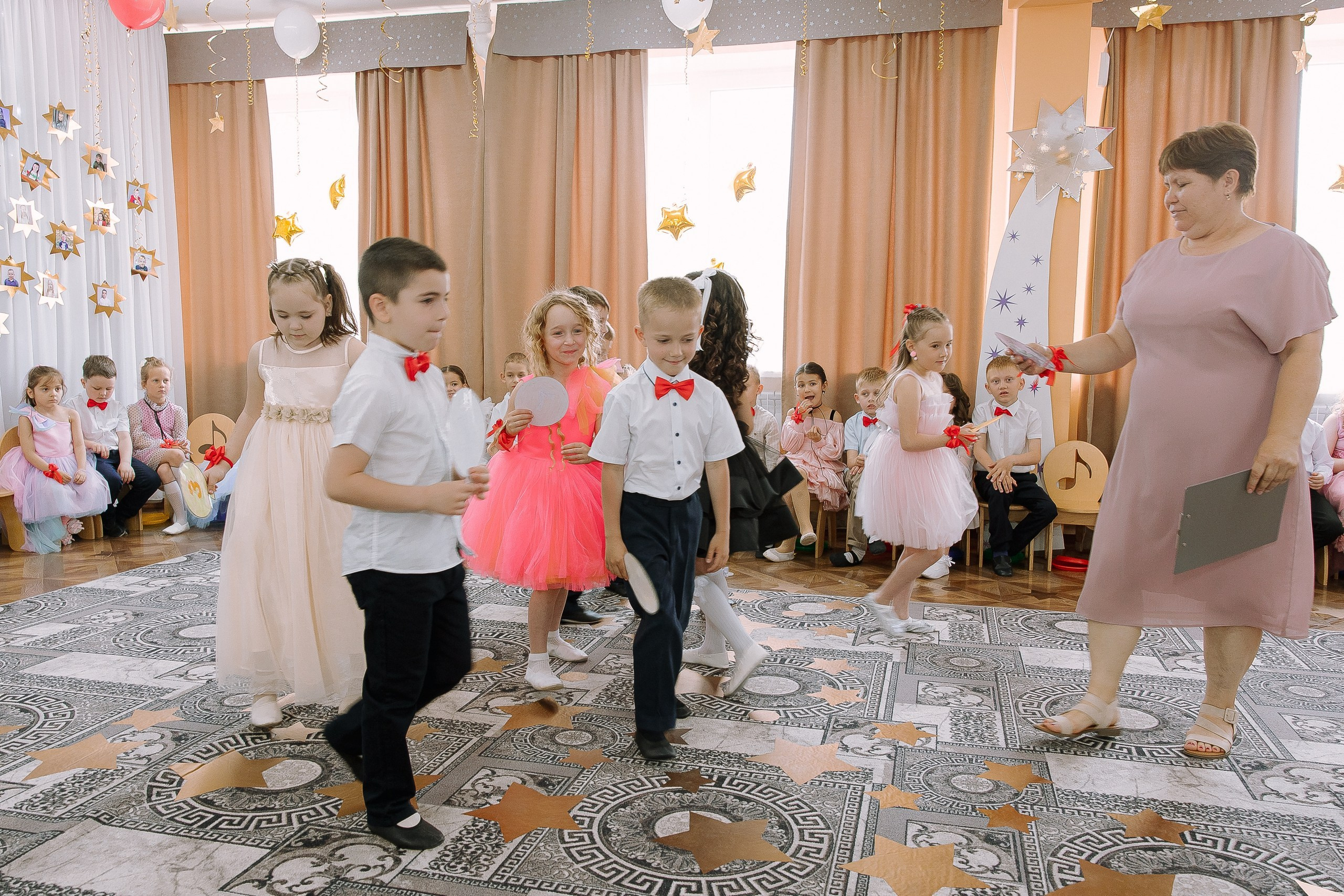 Выпускной в ДС 26. Выпускные альбомы Натальи Бутко: Новороссийск, Анапа, Геленджик