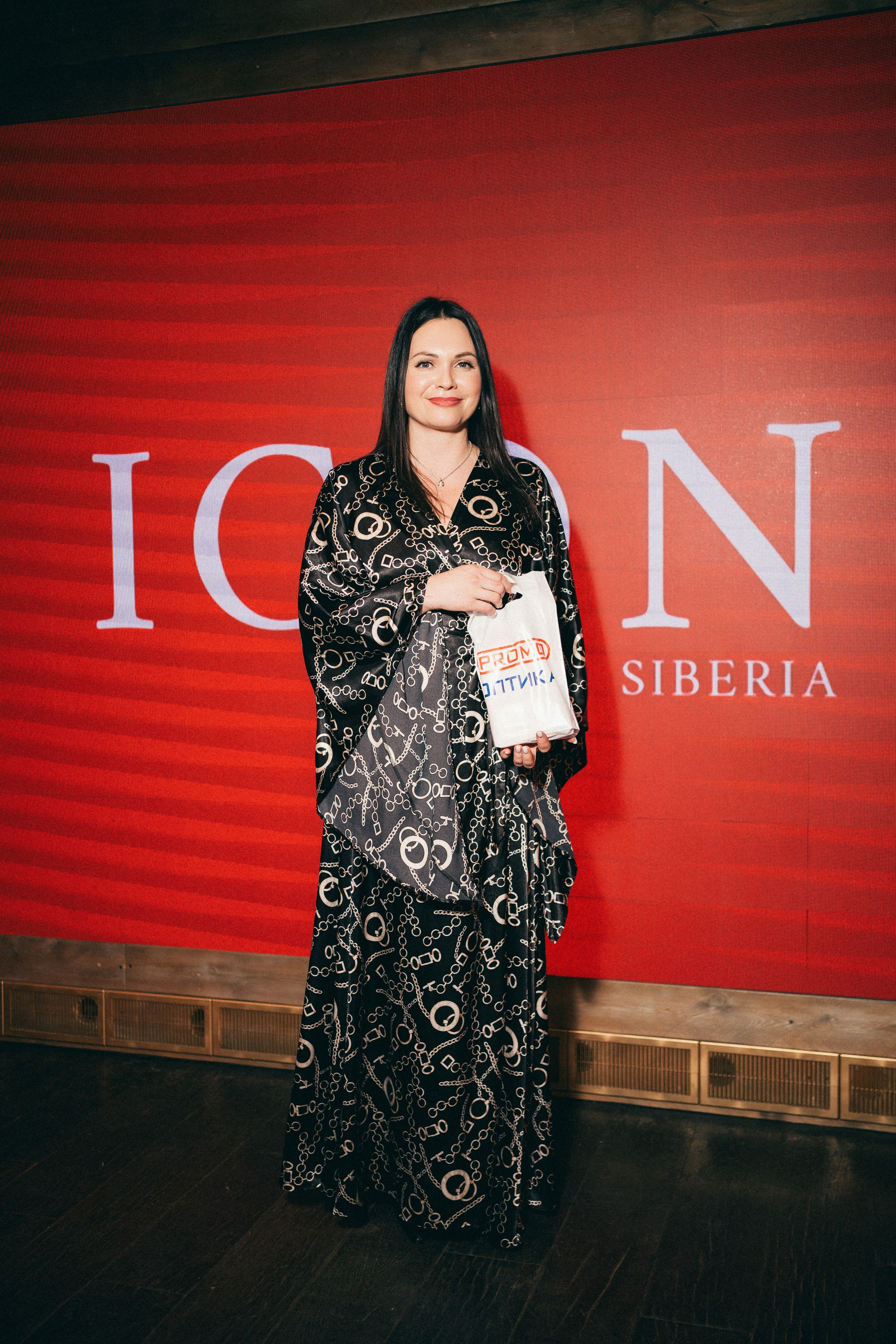 Презентация новогоднего номера журнала ICON SIBERIA MAG. Фотограф на любое событие в Кемерово